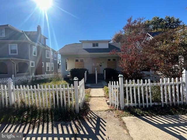 LAURAVILLE HISTORIC DISTRICT - Residential