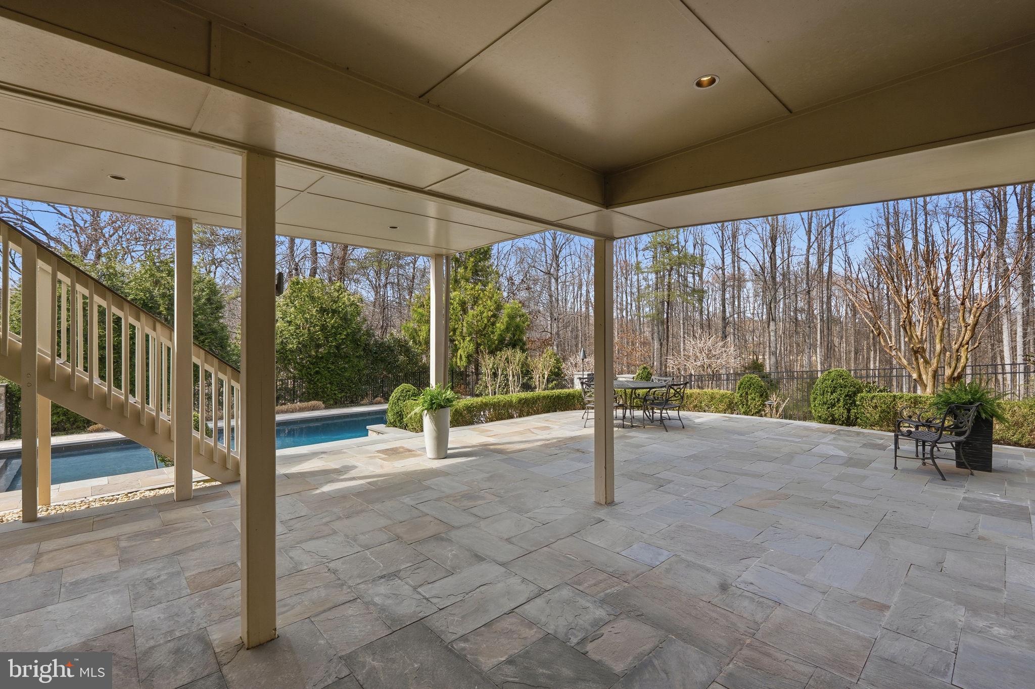 WAPLES MILL MANOR - Residential