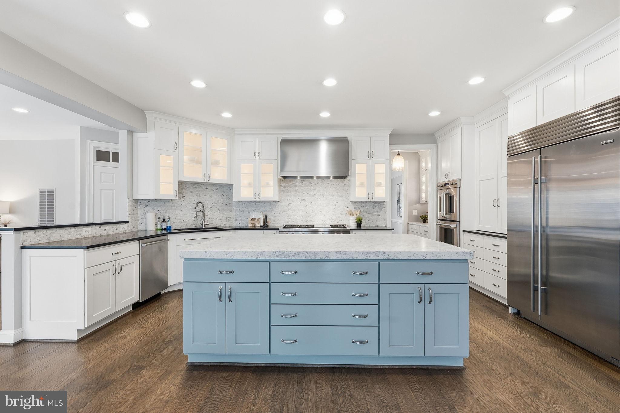 WAPLES MILL MANOR - Residential