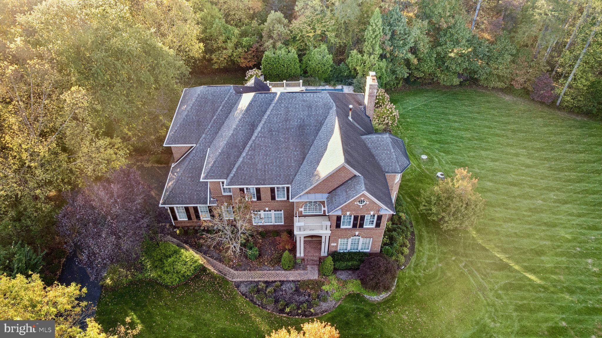 WAPLES MILL MANOR - Residential