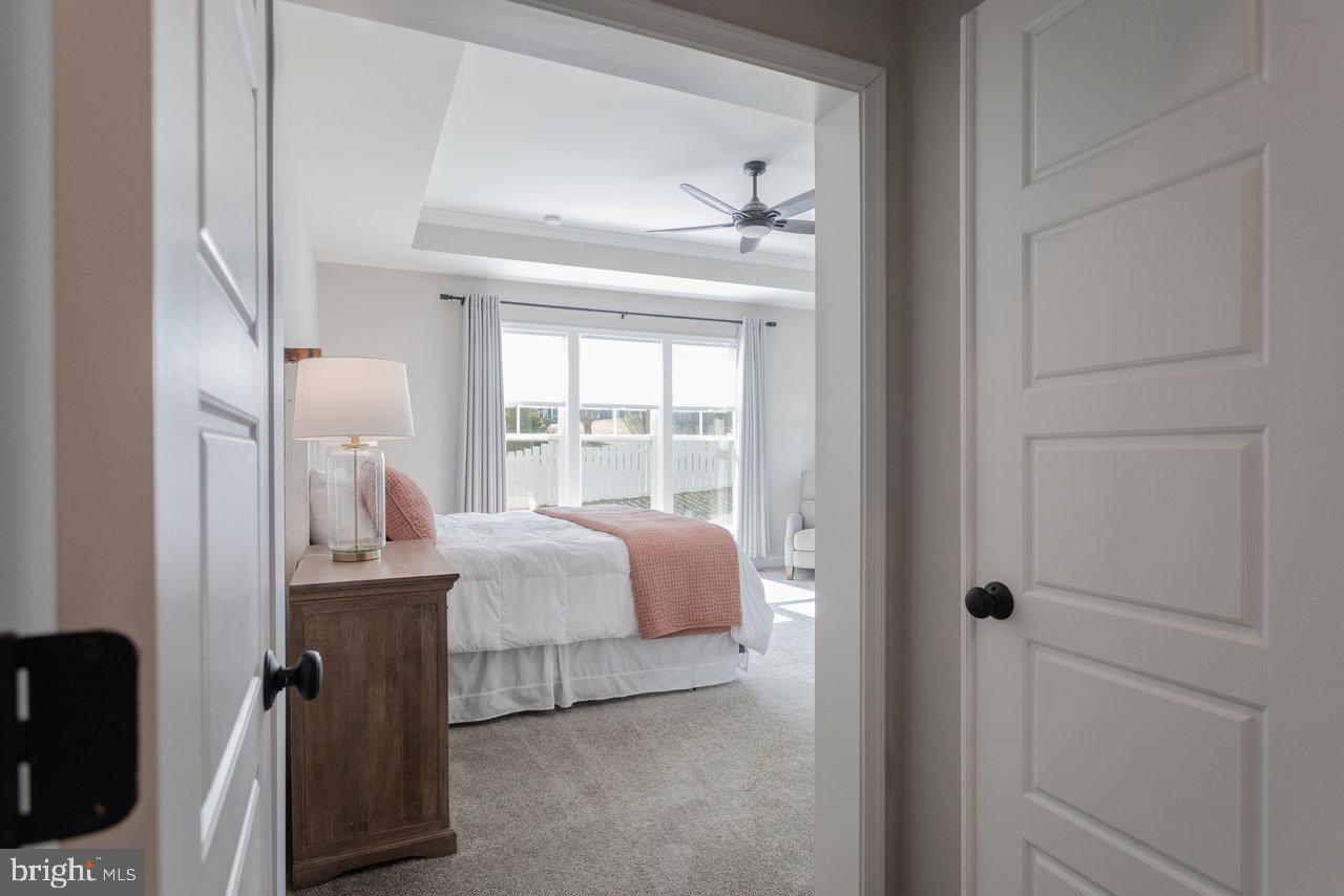 PRESTON LAKE - Residential