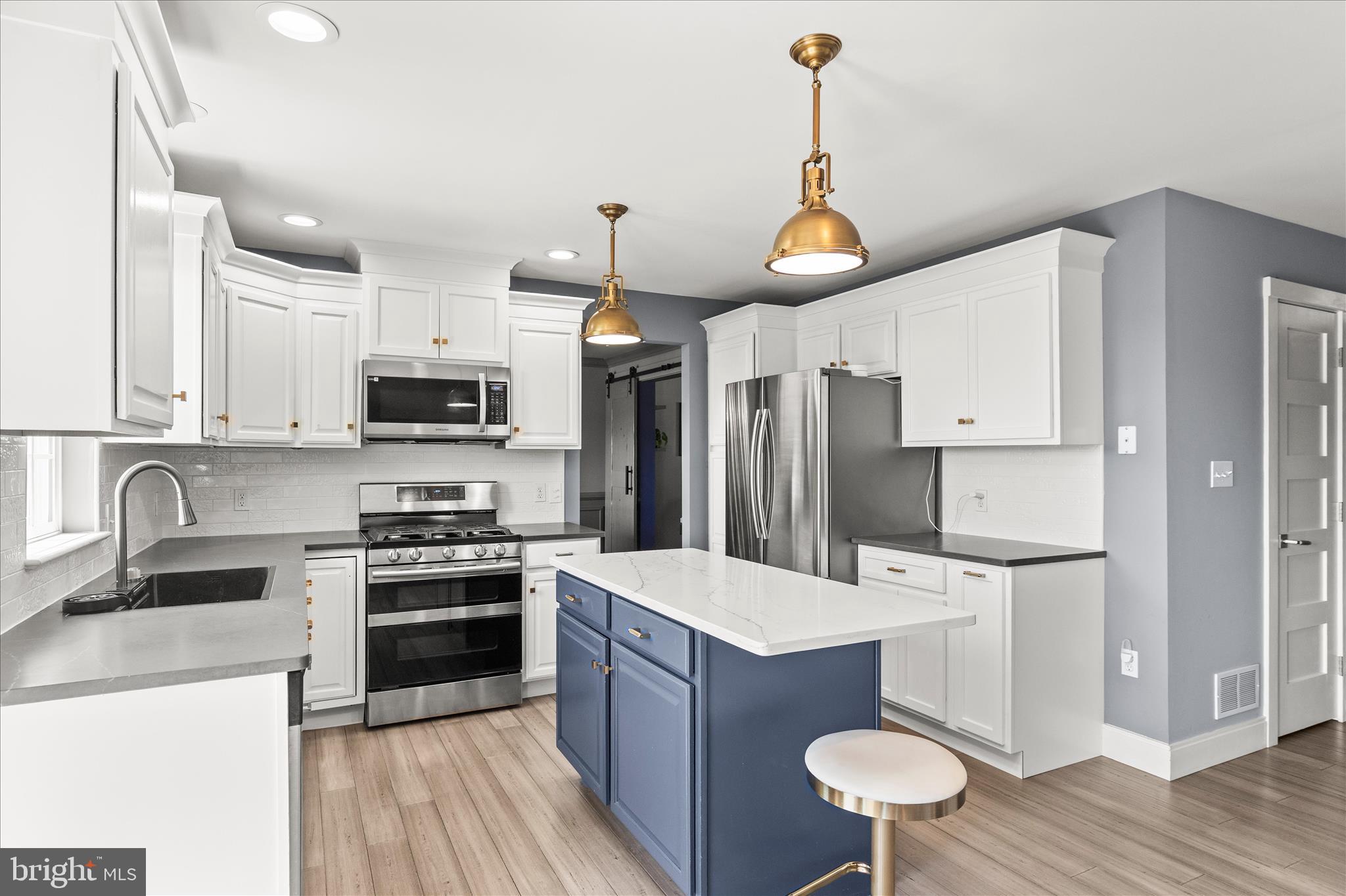 ASHLEY FARMS - Residential