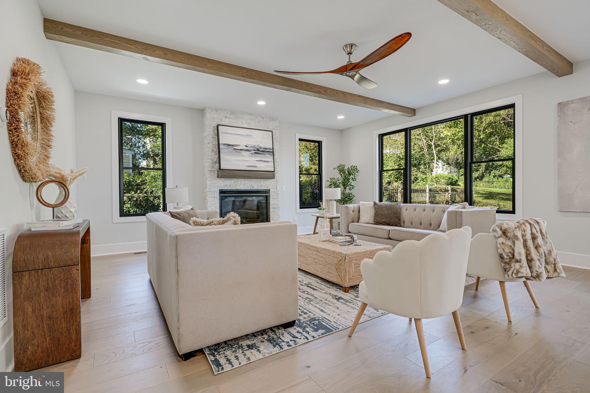 BROYHILL HEIGHTS - Residential