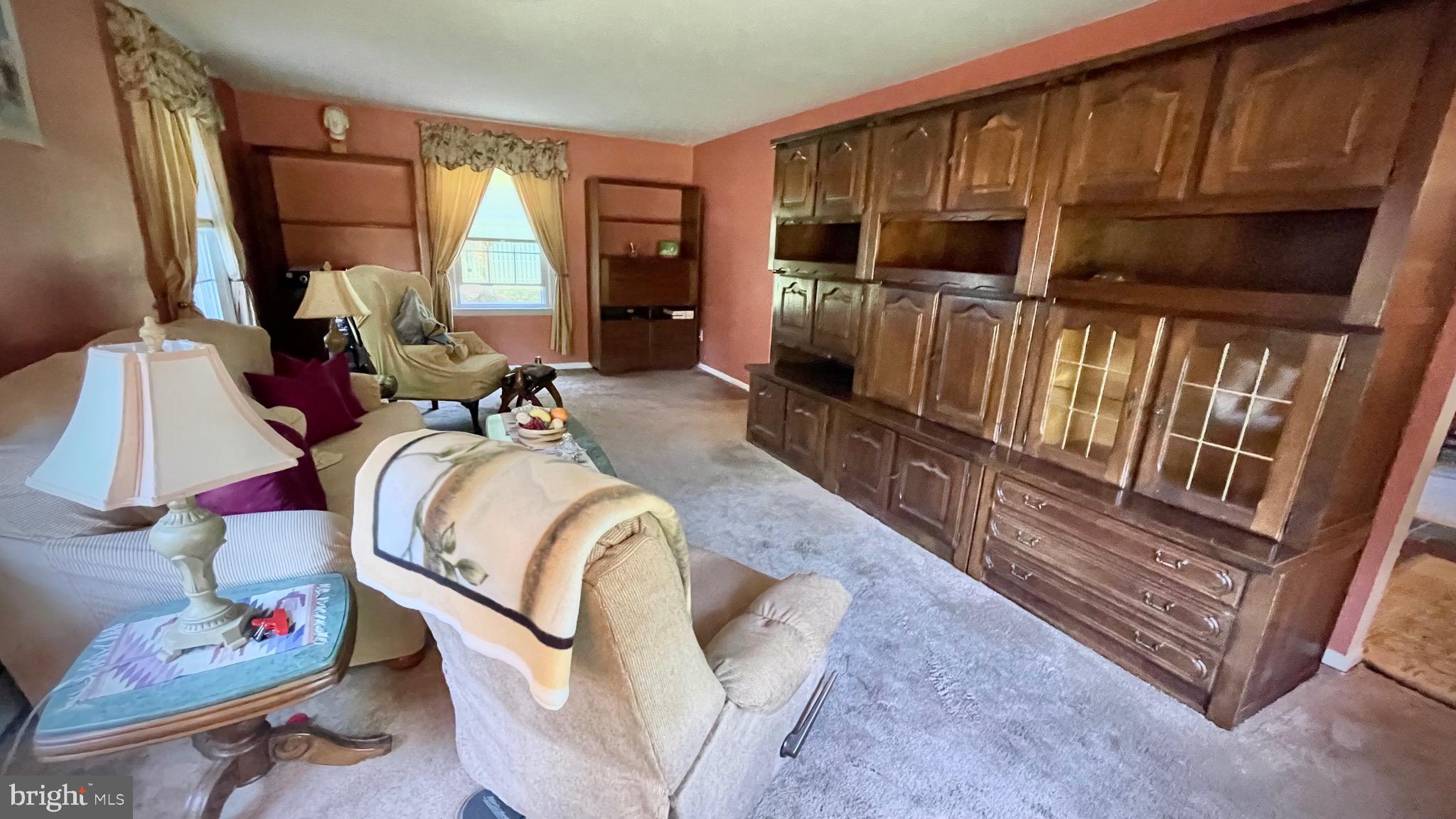 OLD MILL ACRES - Residential