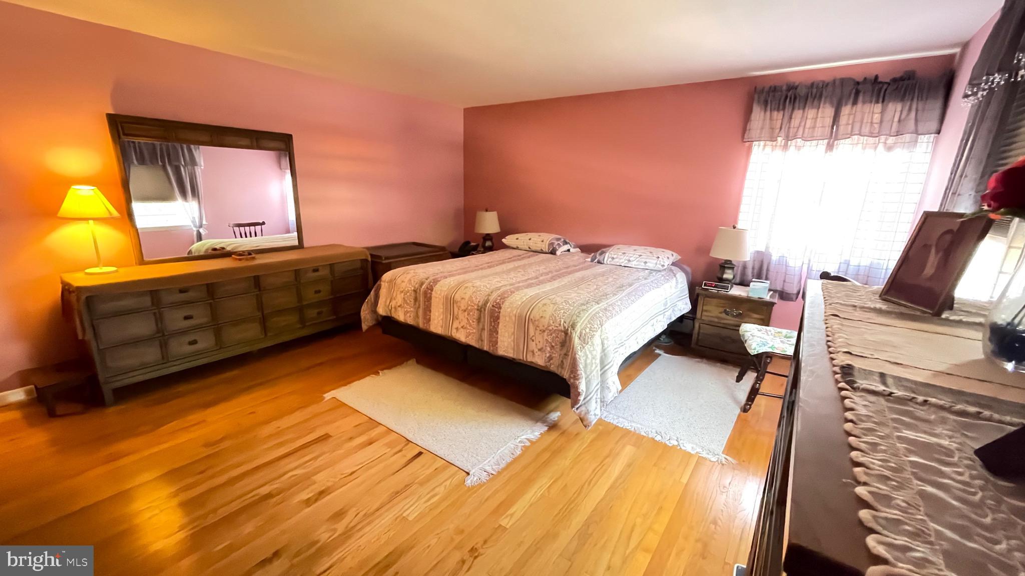 OLD MILL ACRES - Residential