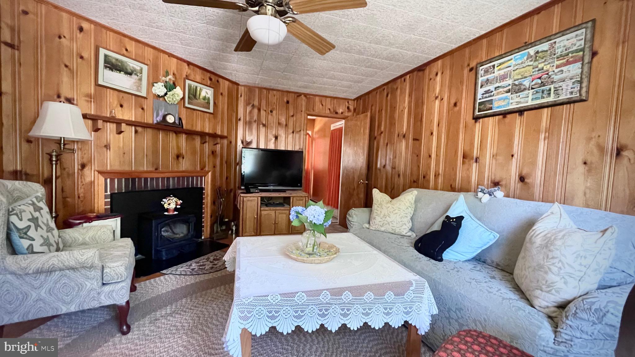 OLD MILL ACRES - Residential
