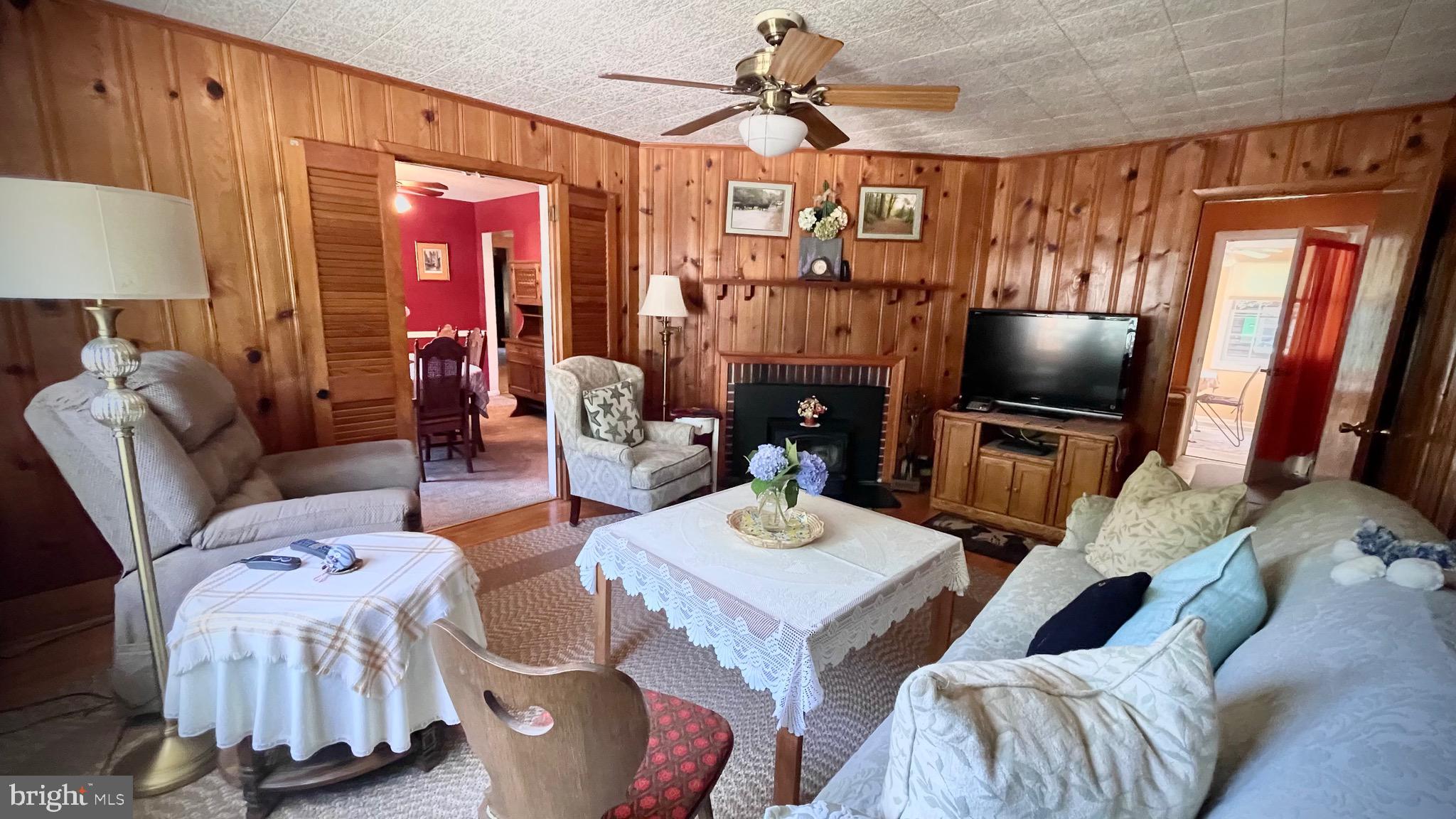 OLD MILL ACRES - Residential