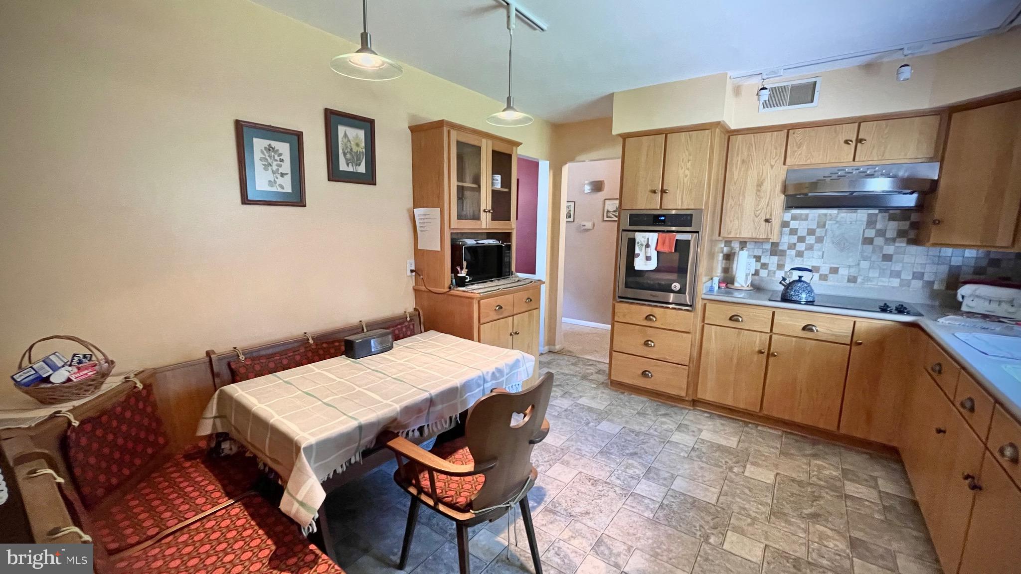 OLD MILL ACRES - Residential