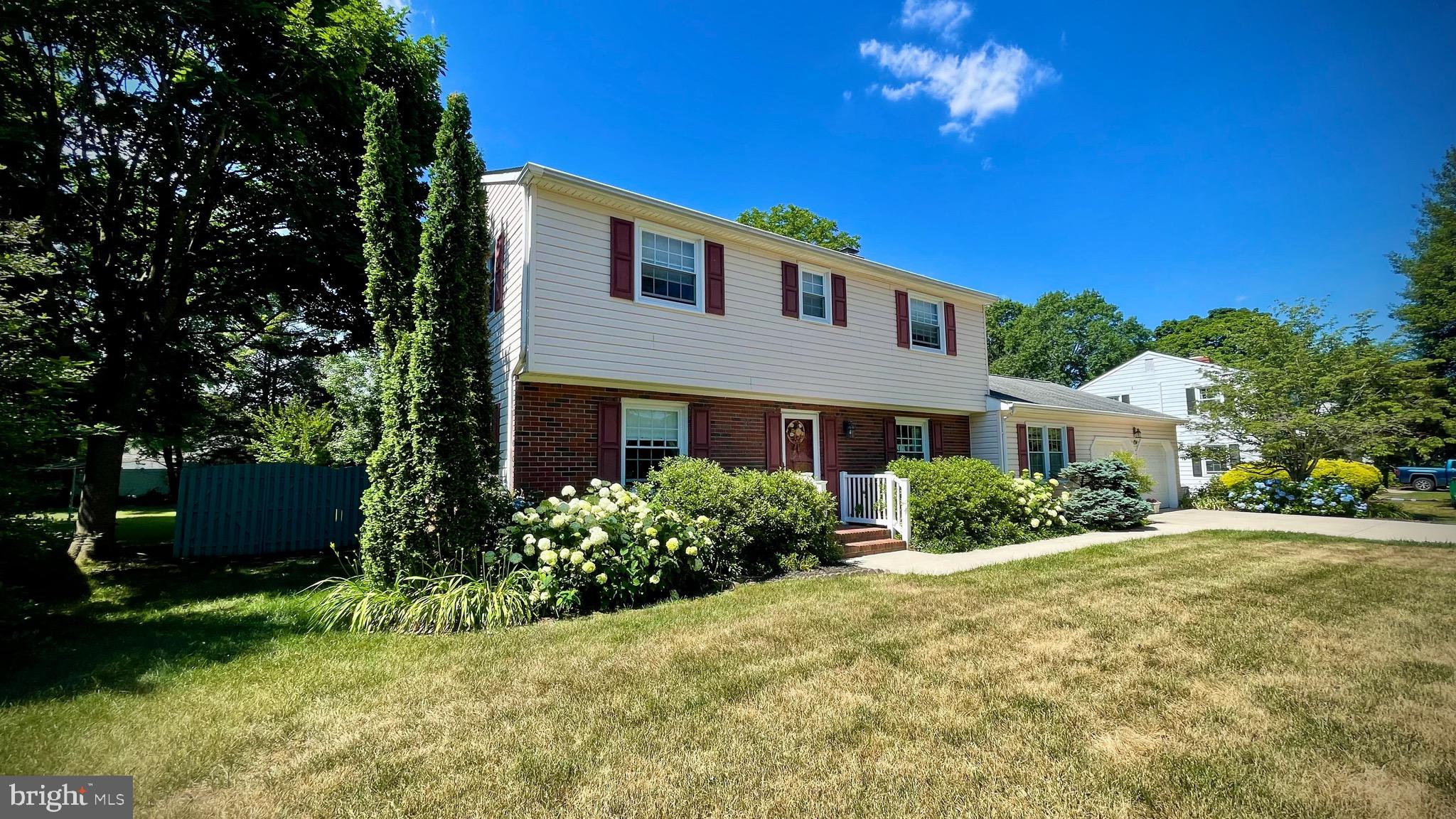 OLD MILL ACRES - Residential