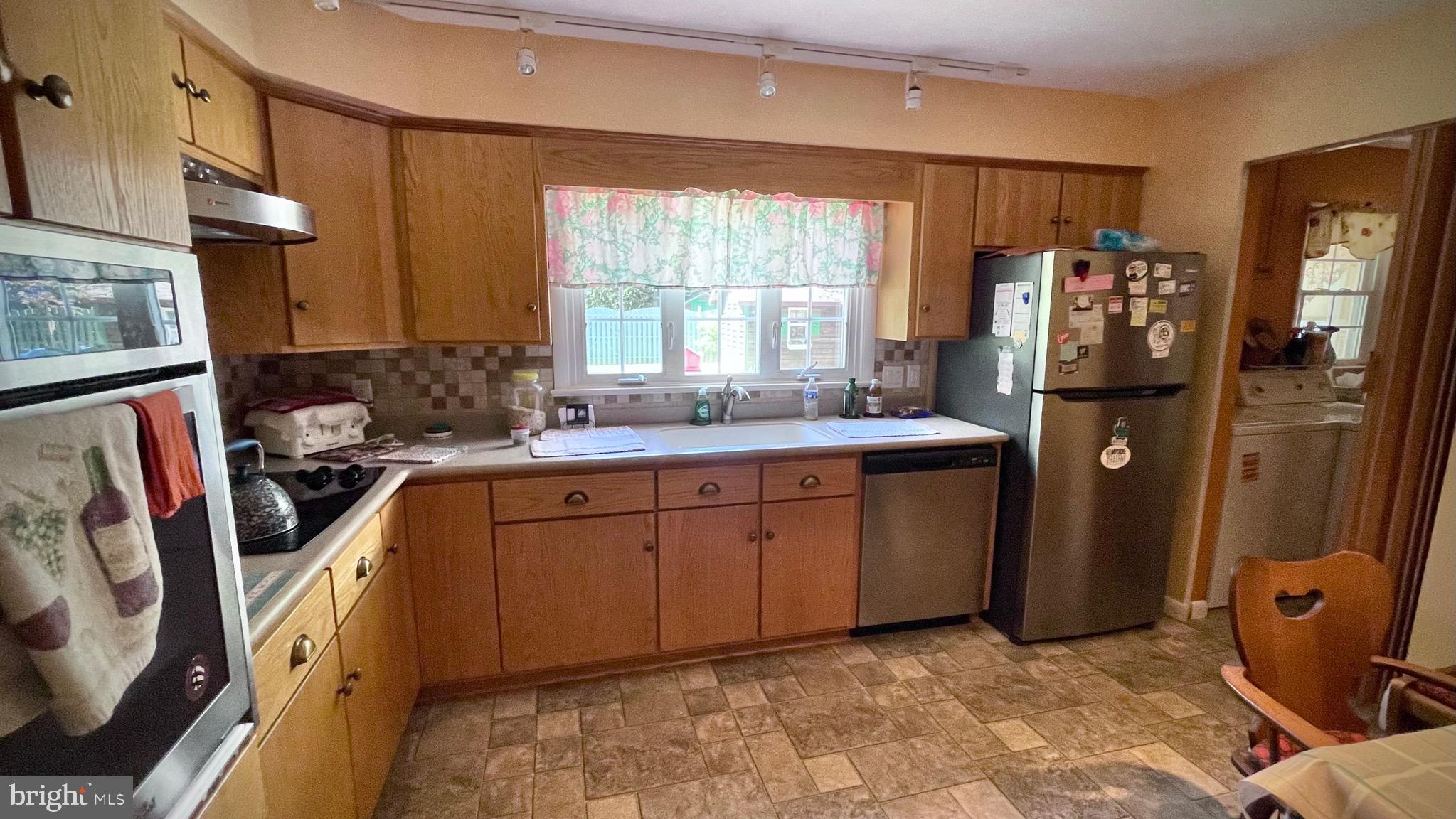 OLD MILL ACRES - Residential