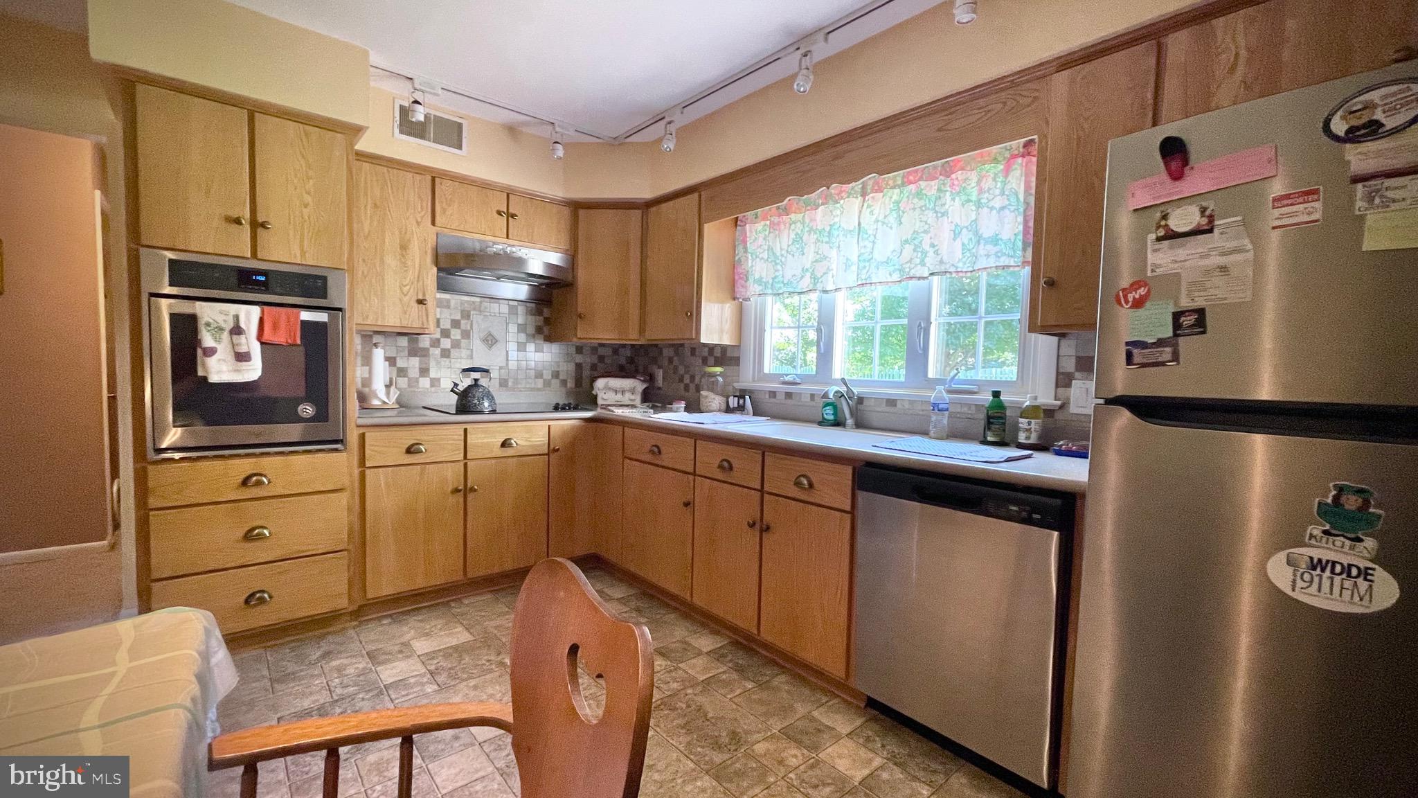 OLD MILL ACRES - Residential