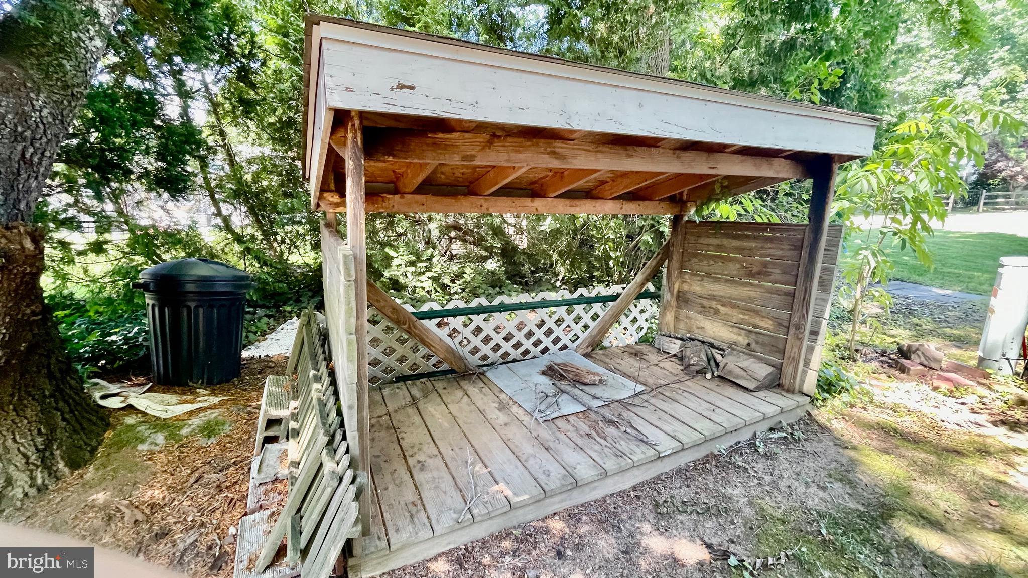 OLD MILL ACRES - Residential