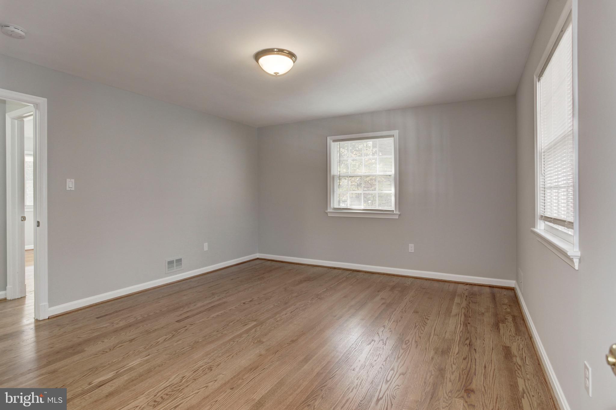 OAKDALE PARK - Residential