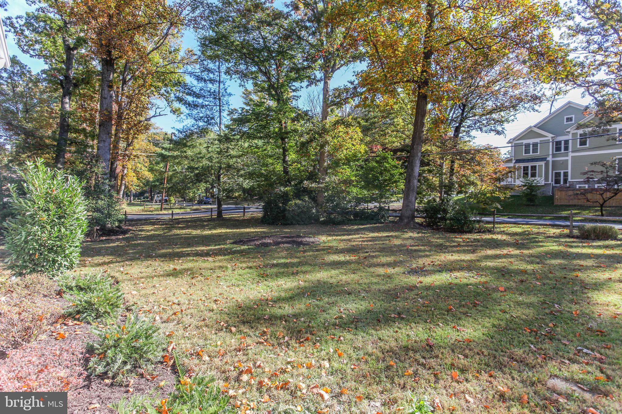 OAKDALE PARK - Residential