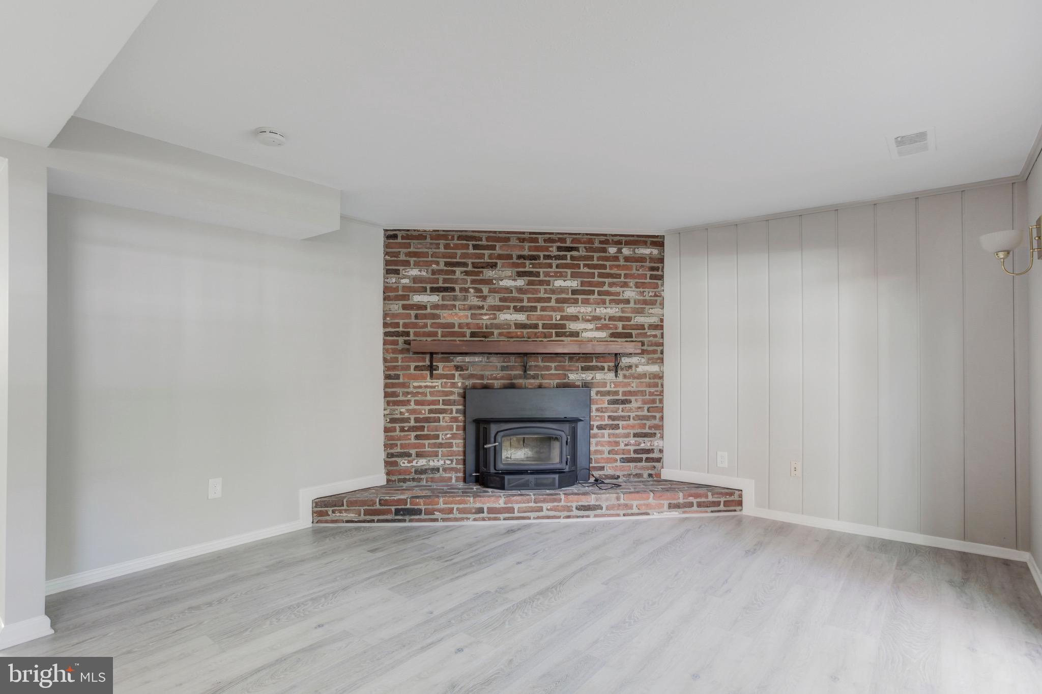 OAKDALE PARK - Residential