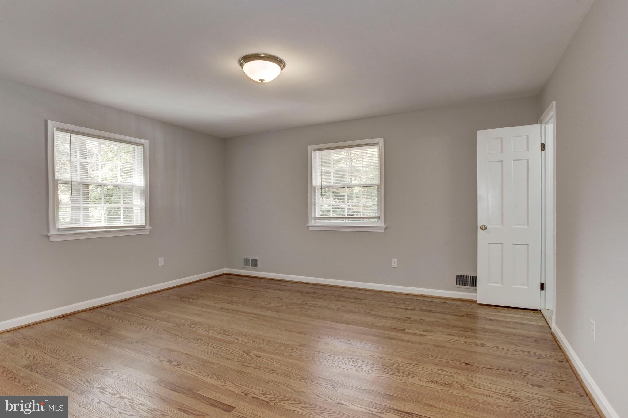 OAKDALE PARK - Residential