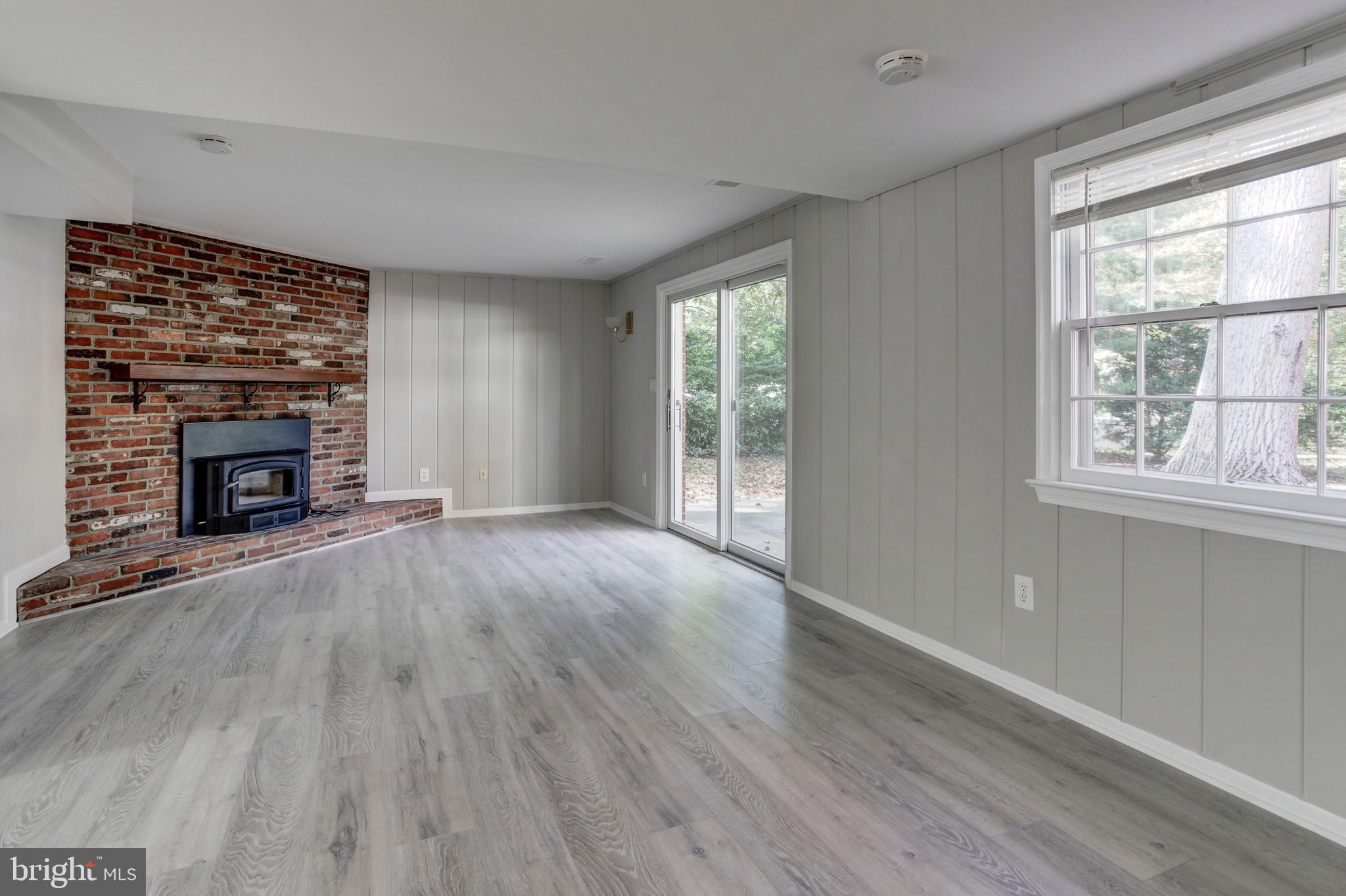 OAKDALE PARK - Residential