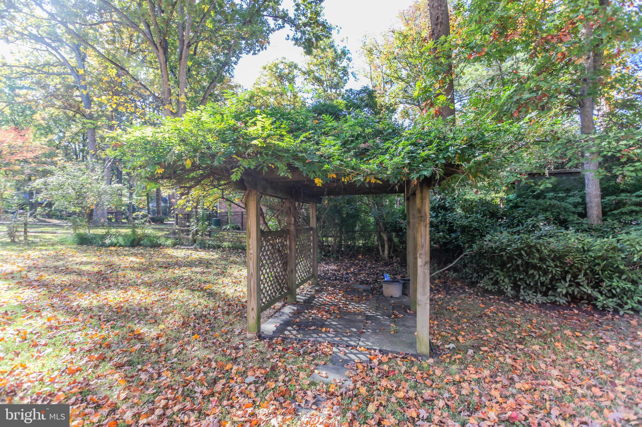 OAKDALE PARK - Residential