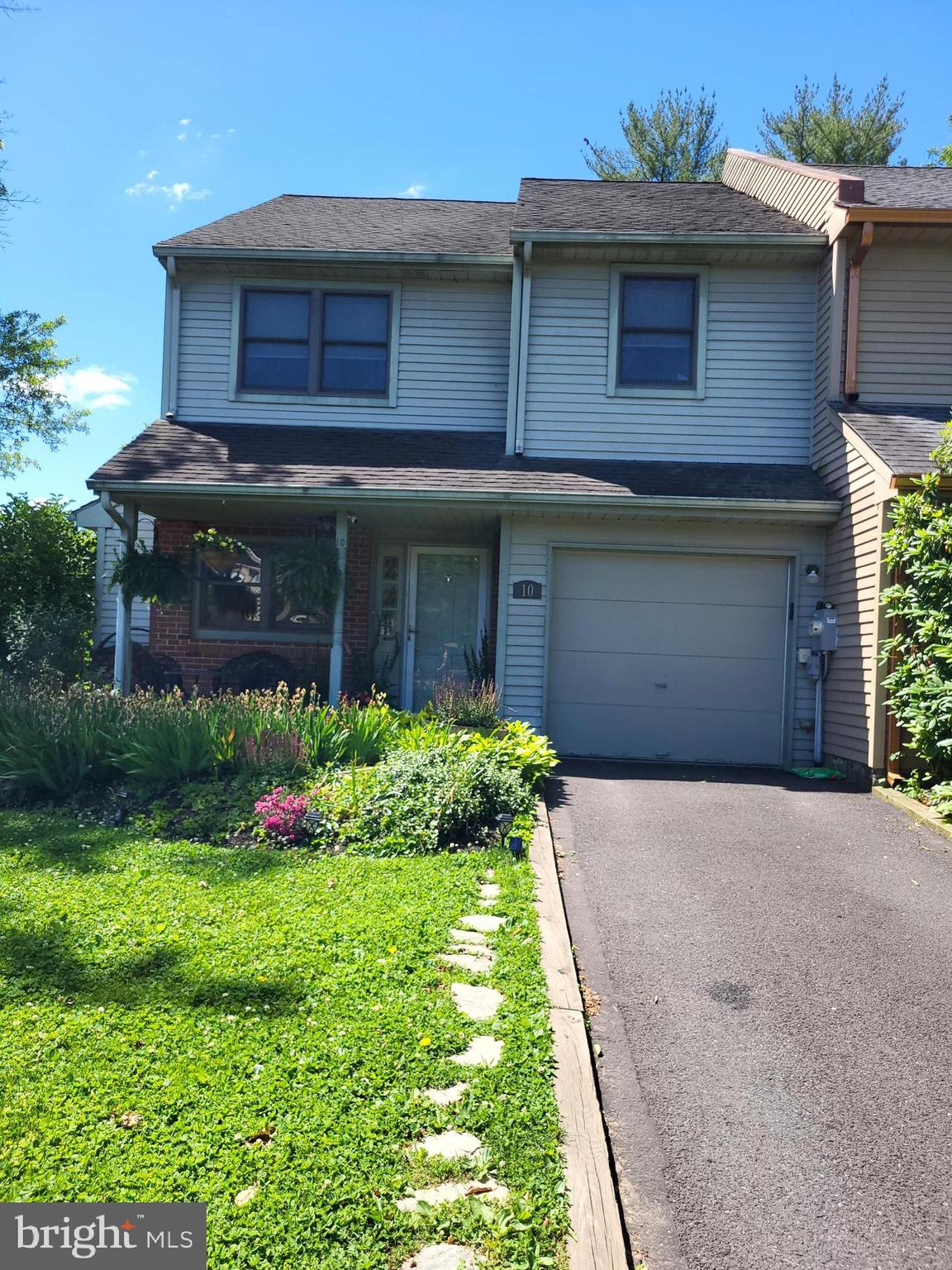 BROOKSIDE - Residential