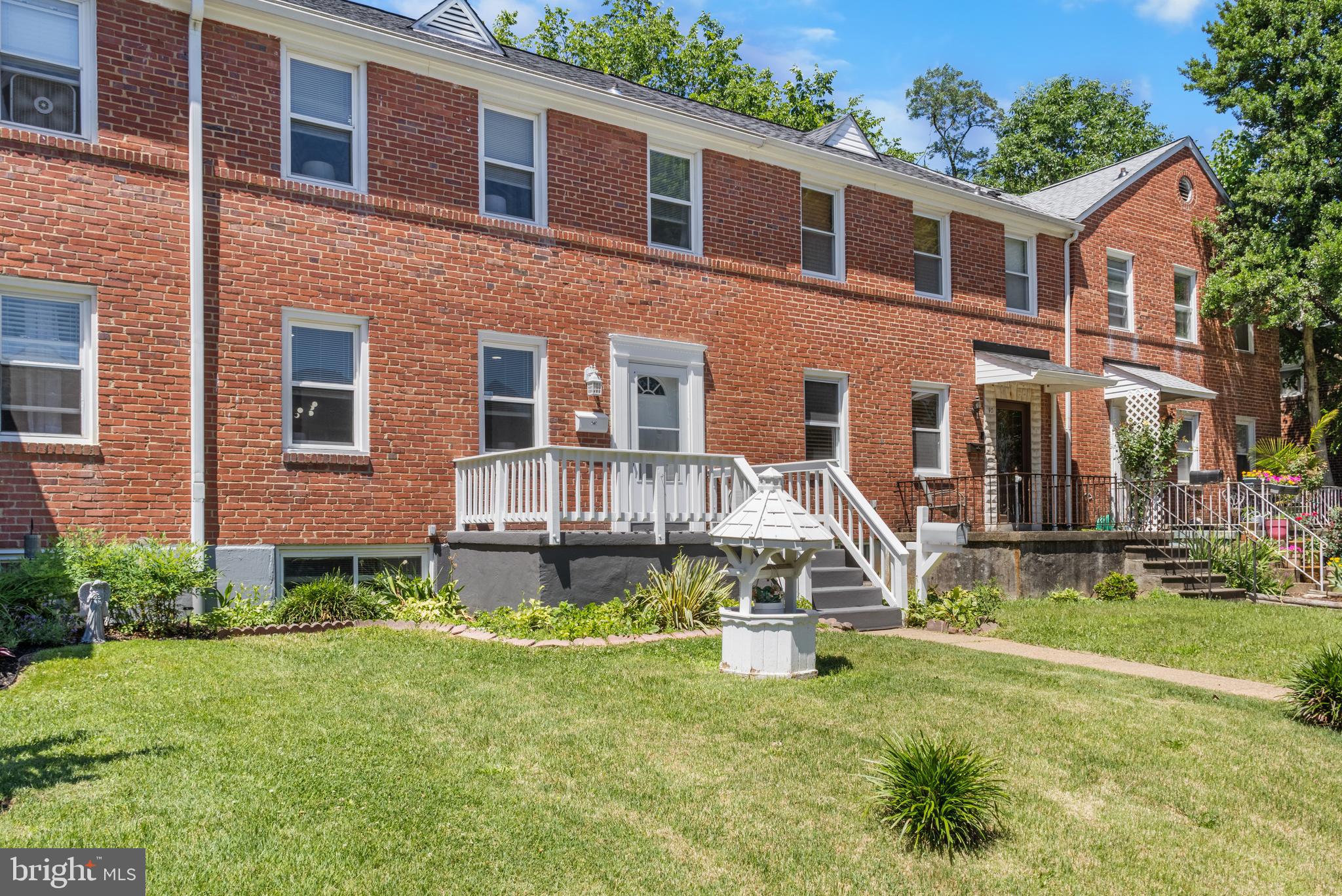 BRIARWOOD - Residential