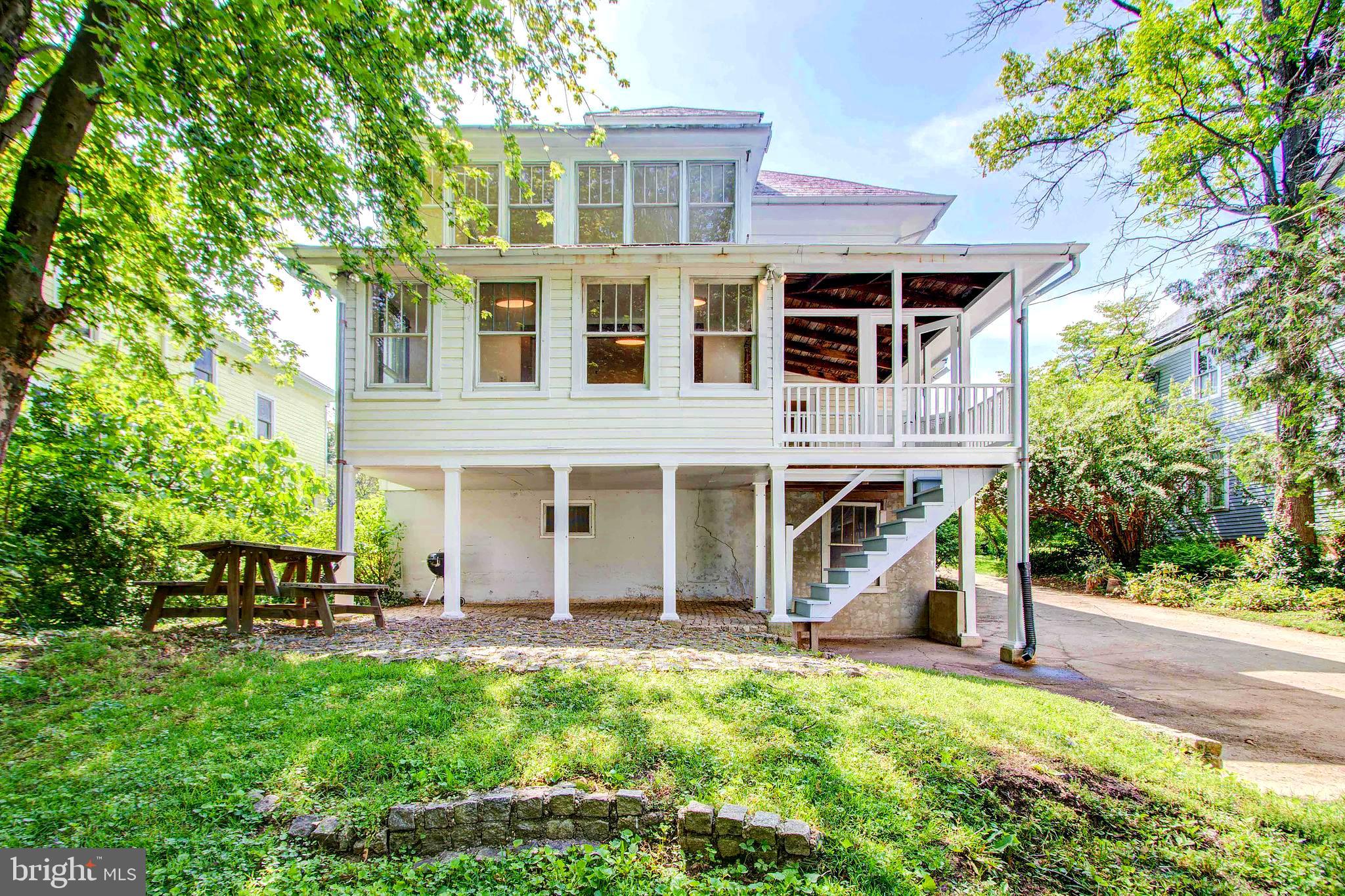 WALKERS ADDITION - Residential