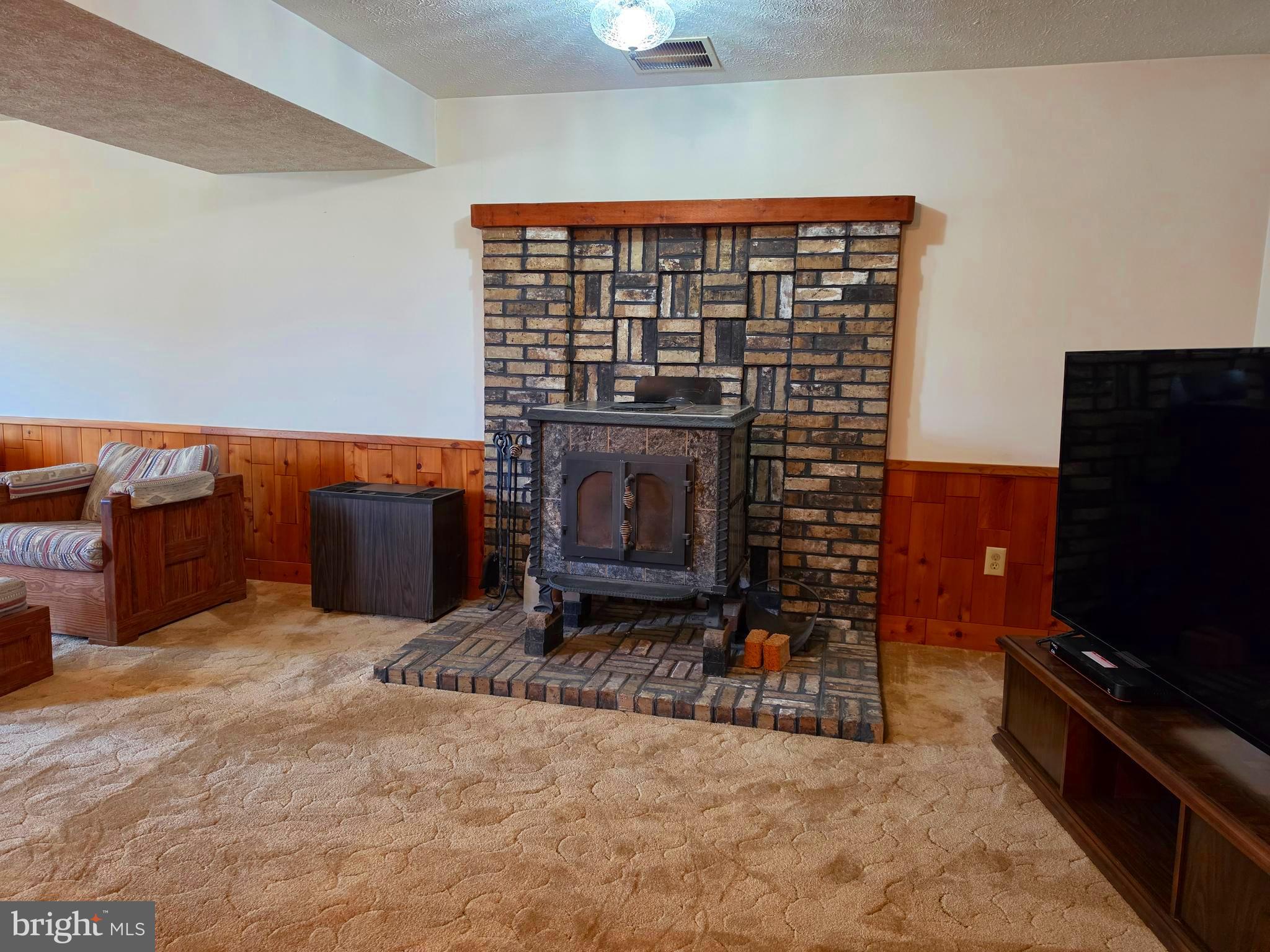OAKWOOD ESTATES - Residential