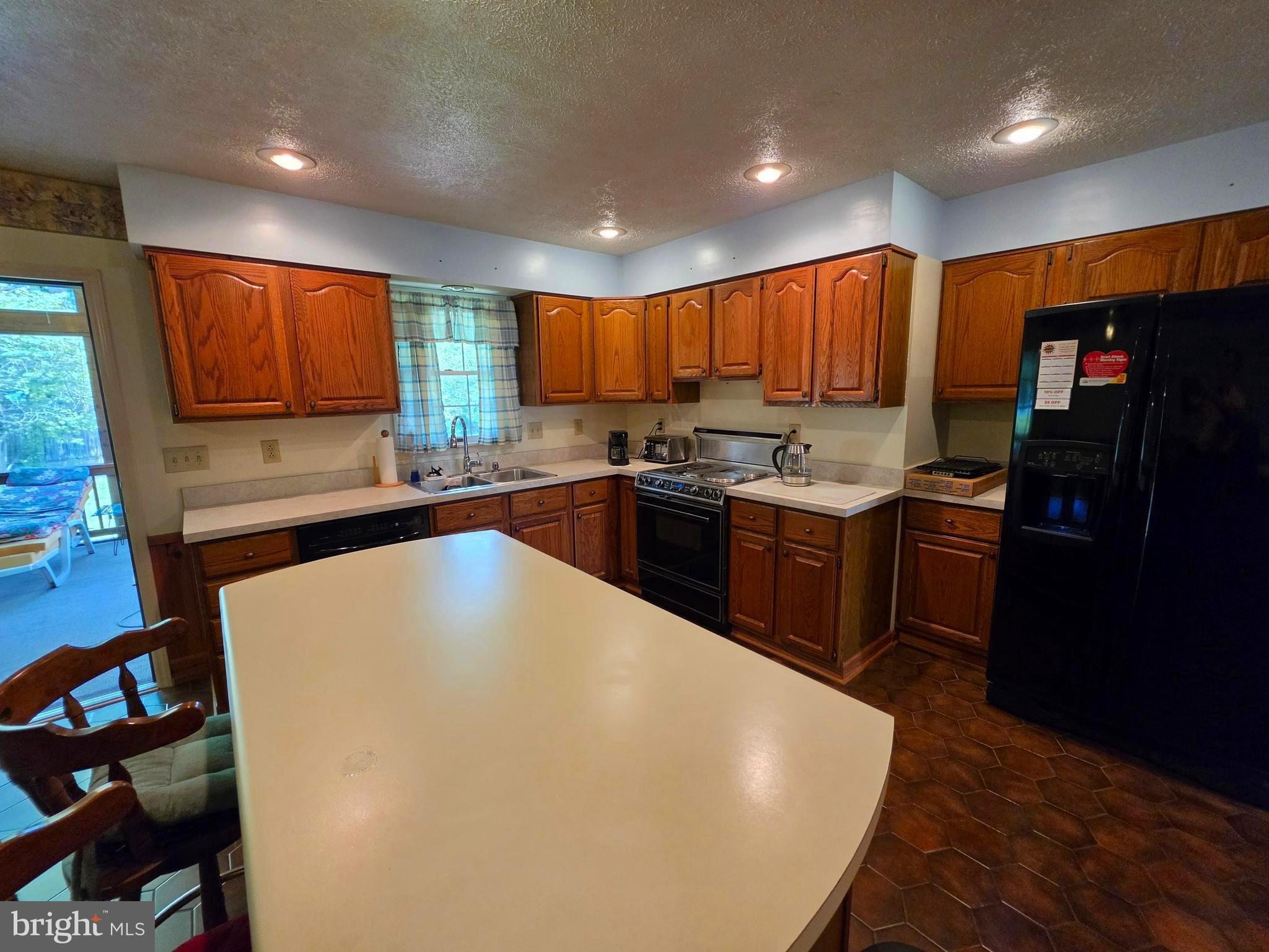 OAKWOOD ESTATES - Residential