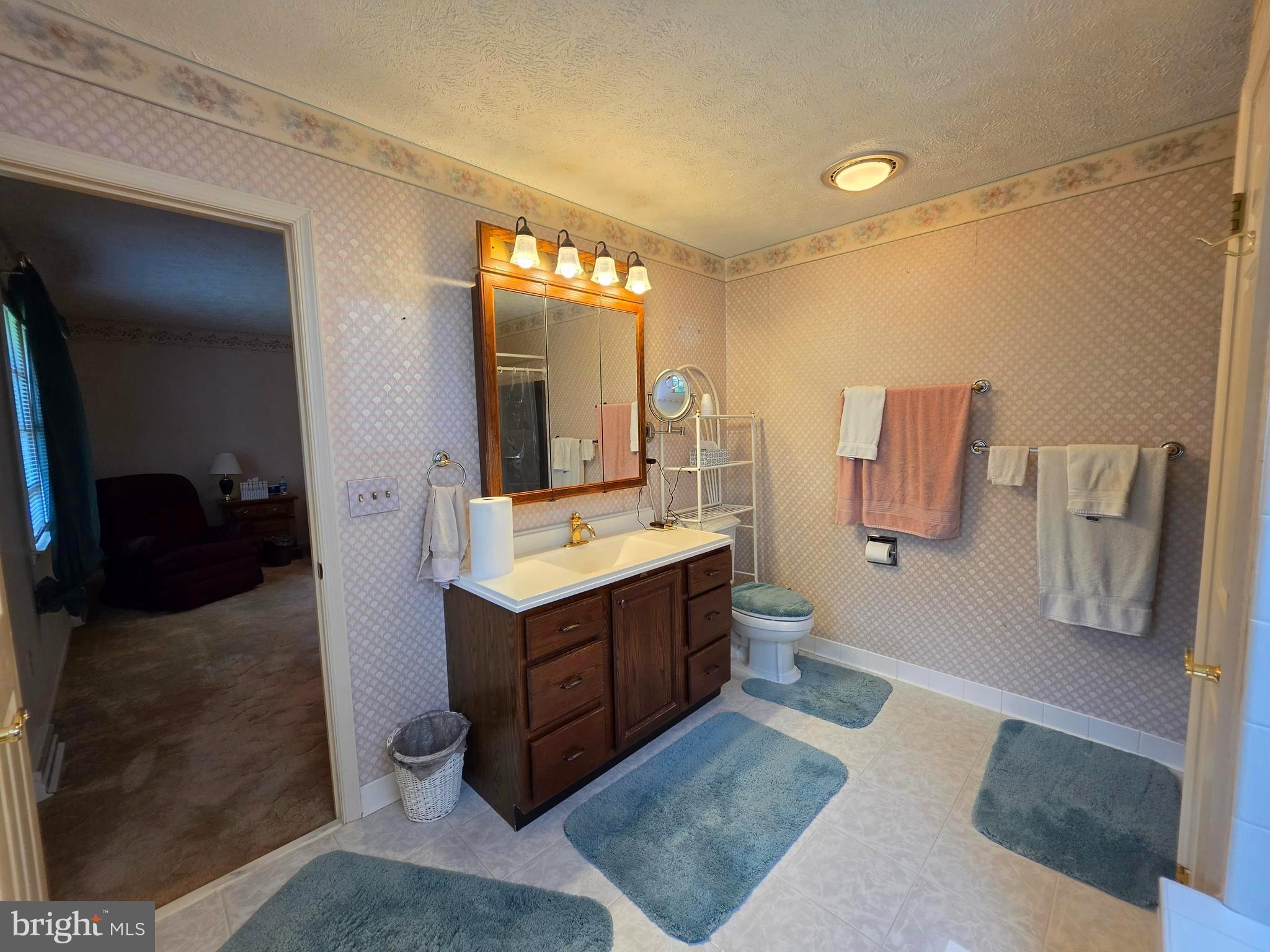 OAKWOOD ESTATES - Residential