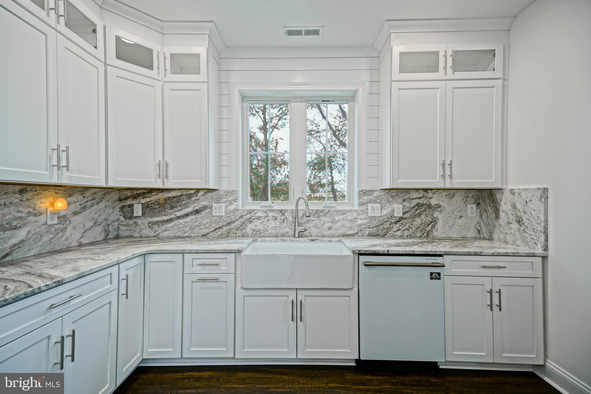 FISHERS COVE - Residential