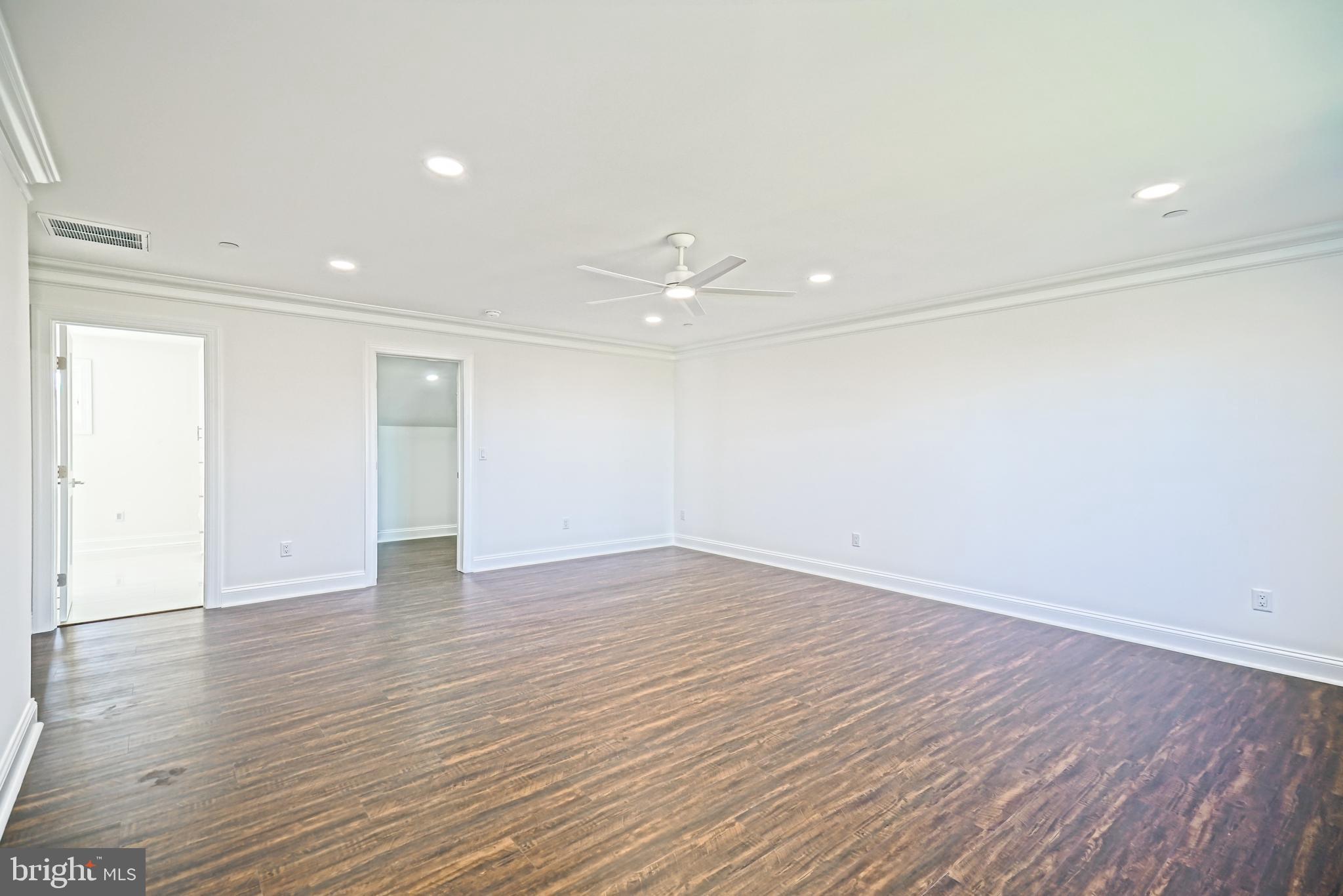 FISHERS COVE - Residential