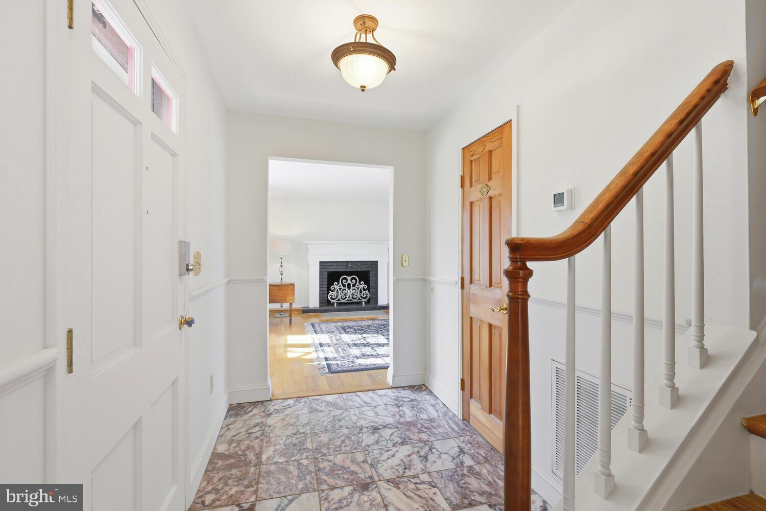 ALGONQUIN - Residential