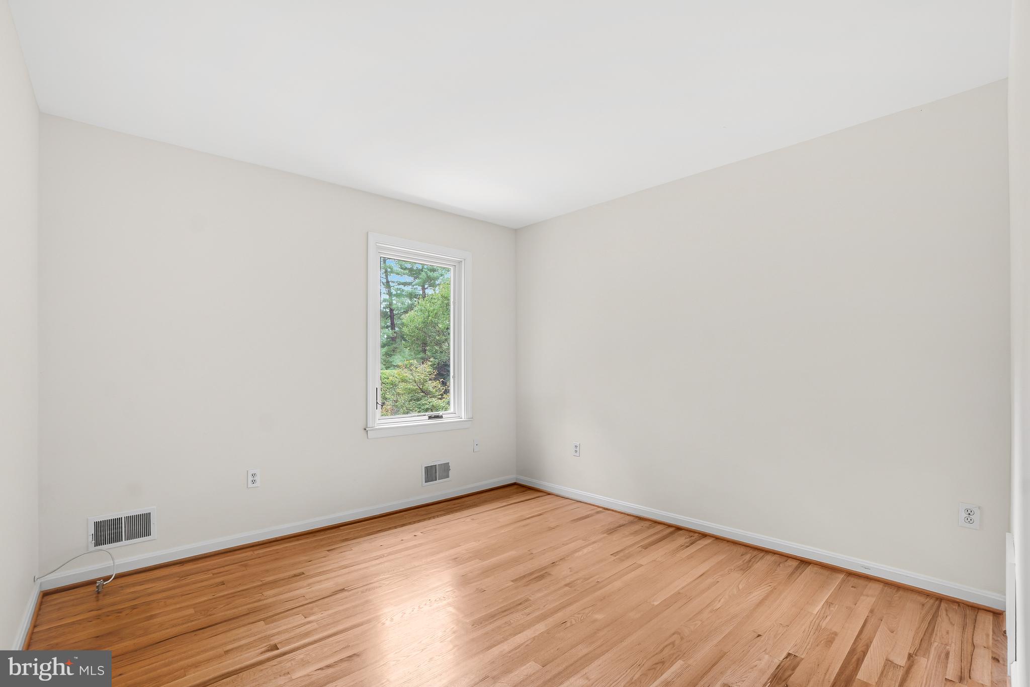 GLEN MILL VILLAGE - Residential
