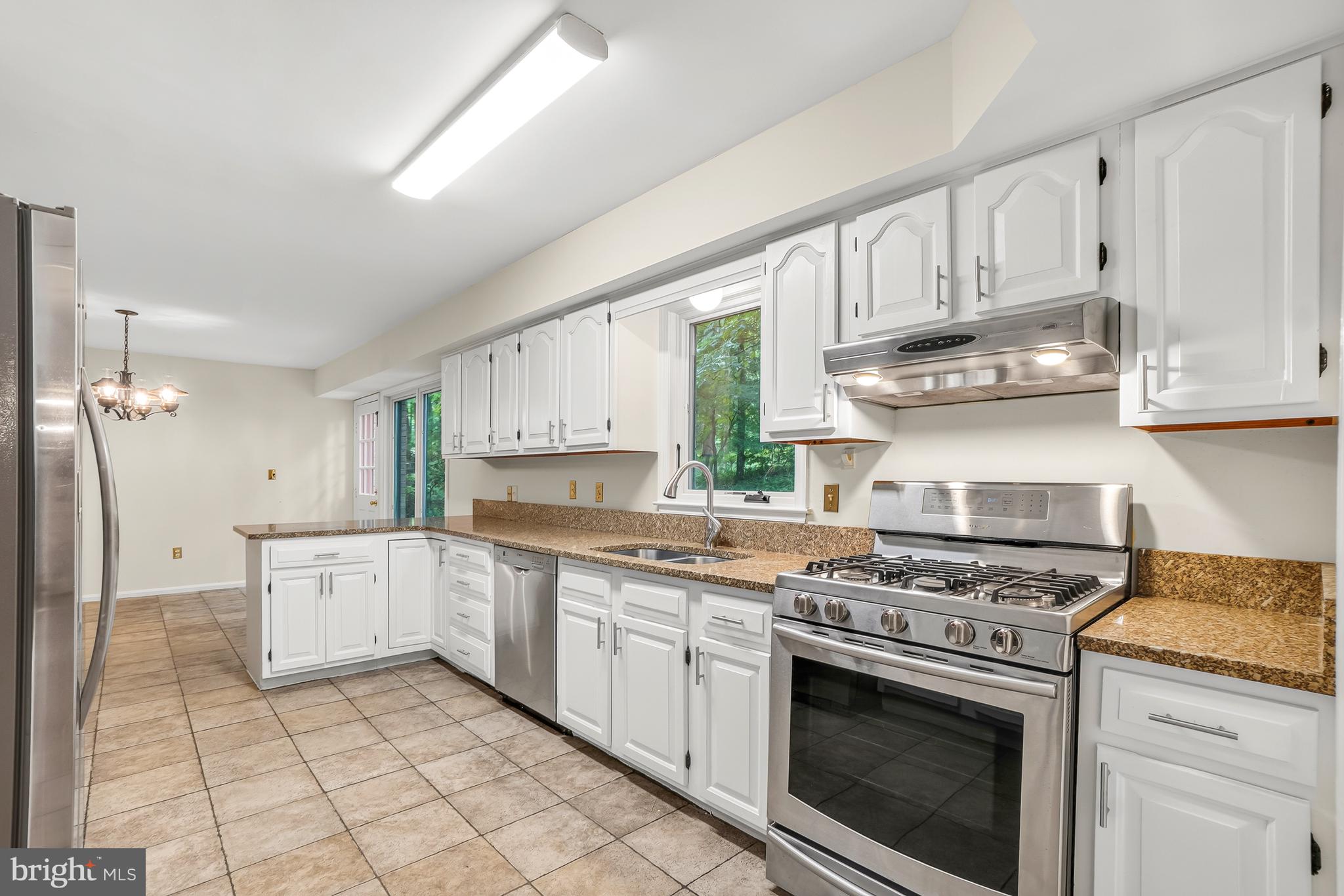 GLEN MILL VILLAGE - Residential