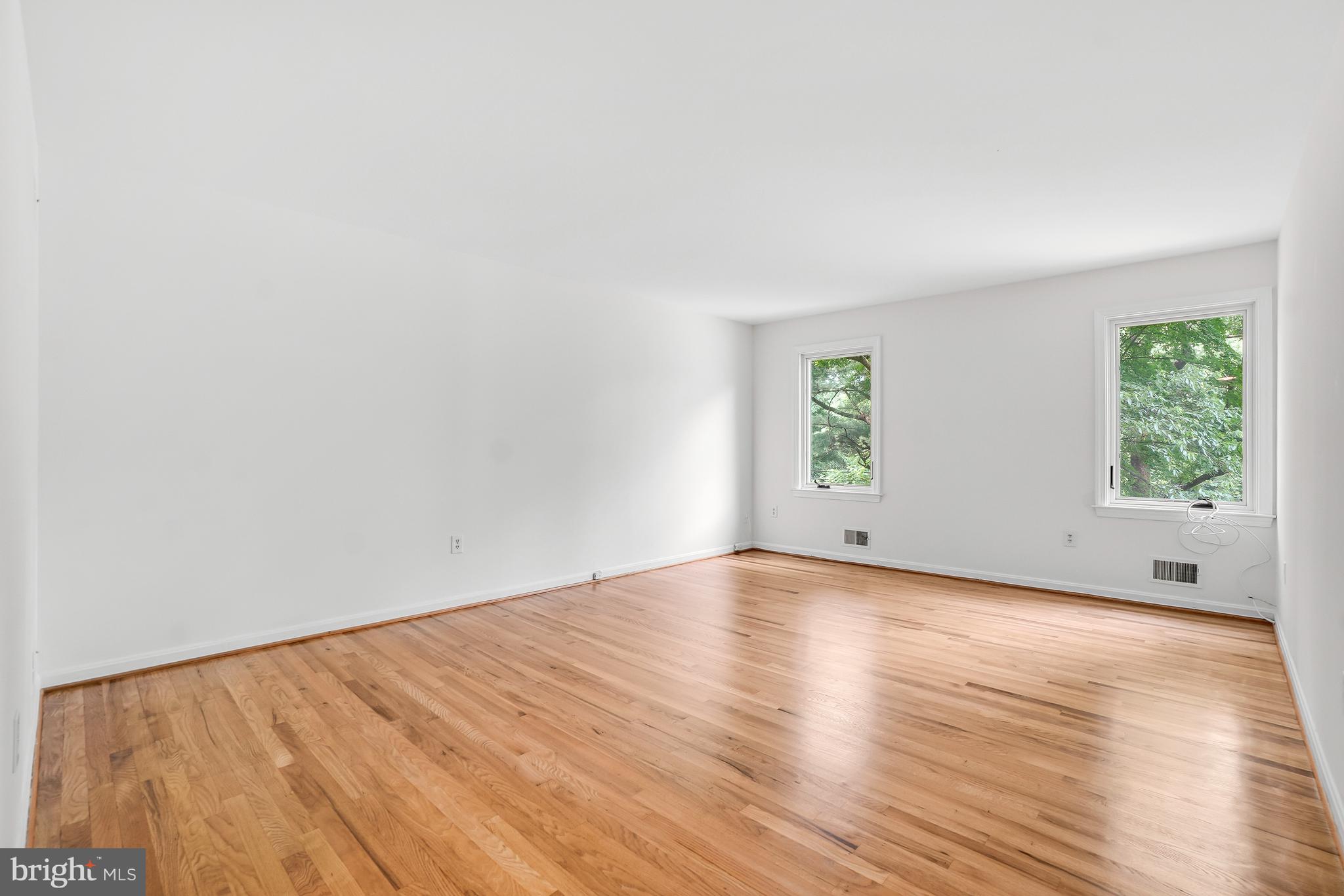 GLEN MILL VILLAGE - Residential