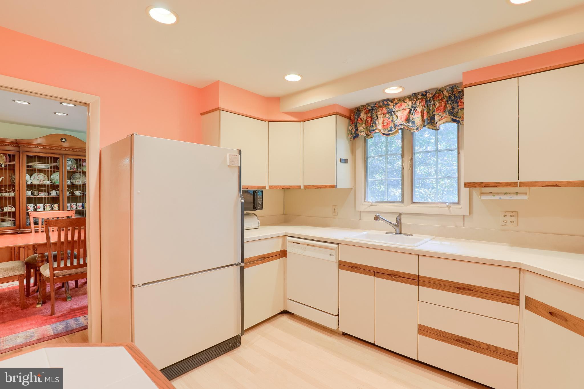 BLOSSOM HILL - Residential