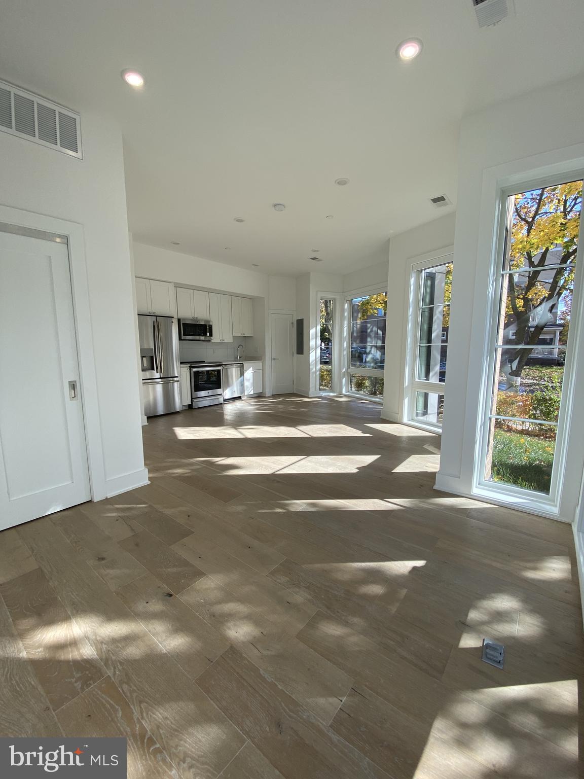 CHEVY CHASE - Residential Lease