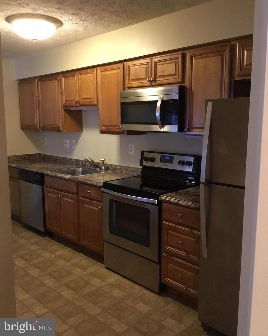 SPRING RIDGE - Residential Lease