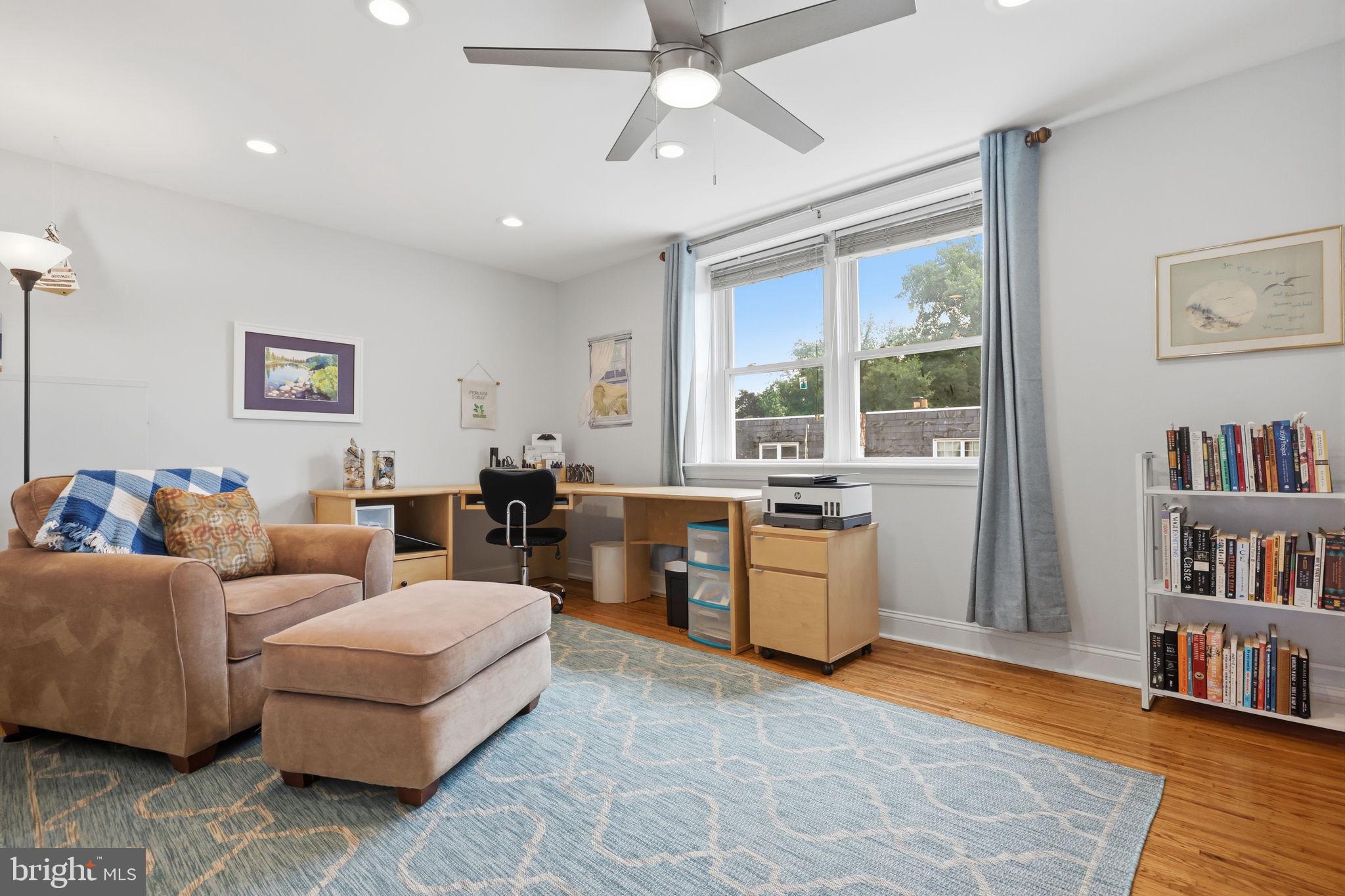 GERMANTOWN - Residential