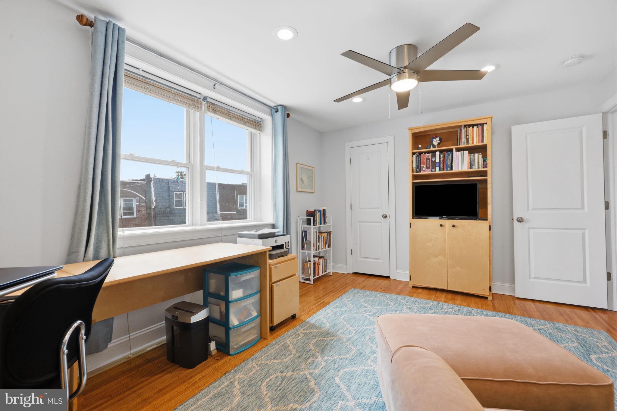 GERMANTOWN - Residential