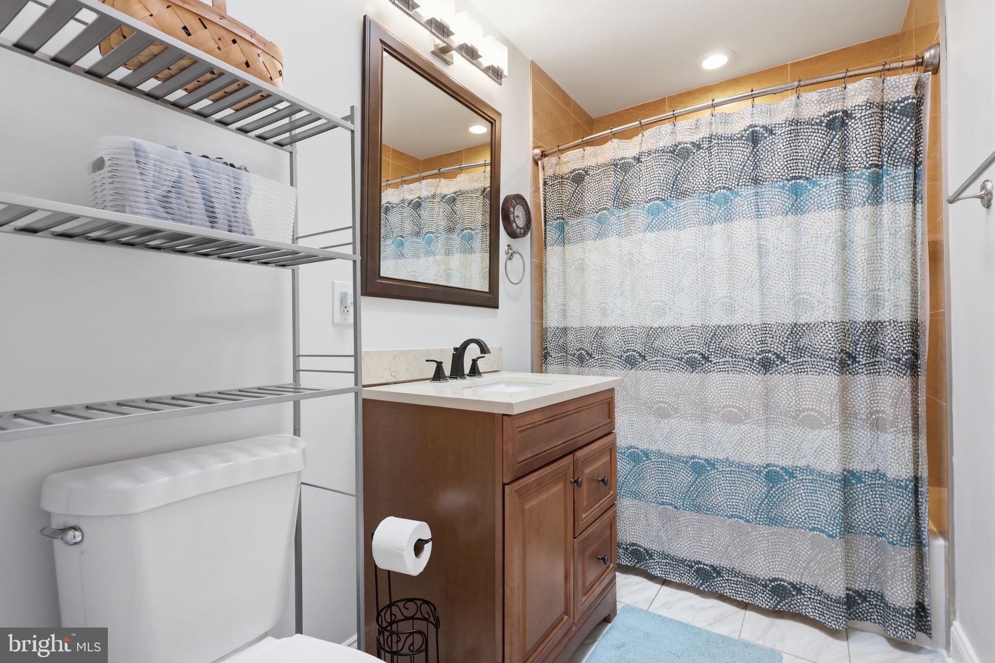 GERMANTOWN - Residential