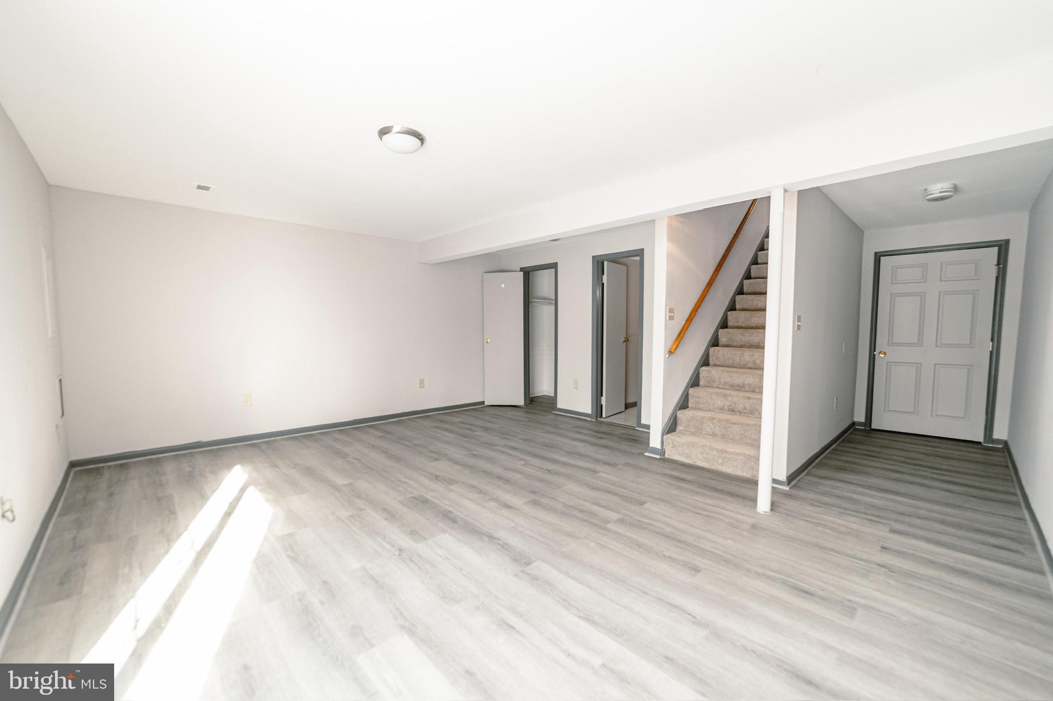 GIDEON SQUARE - Residential