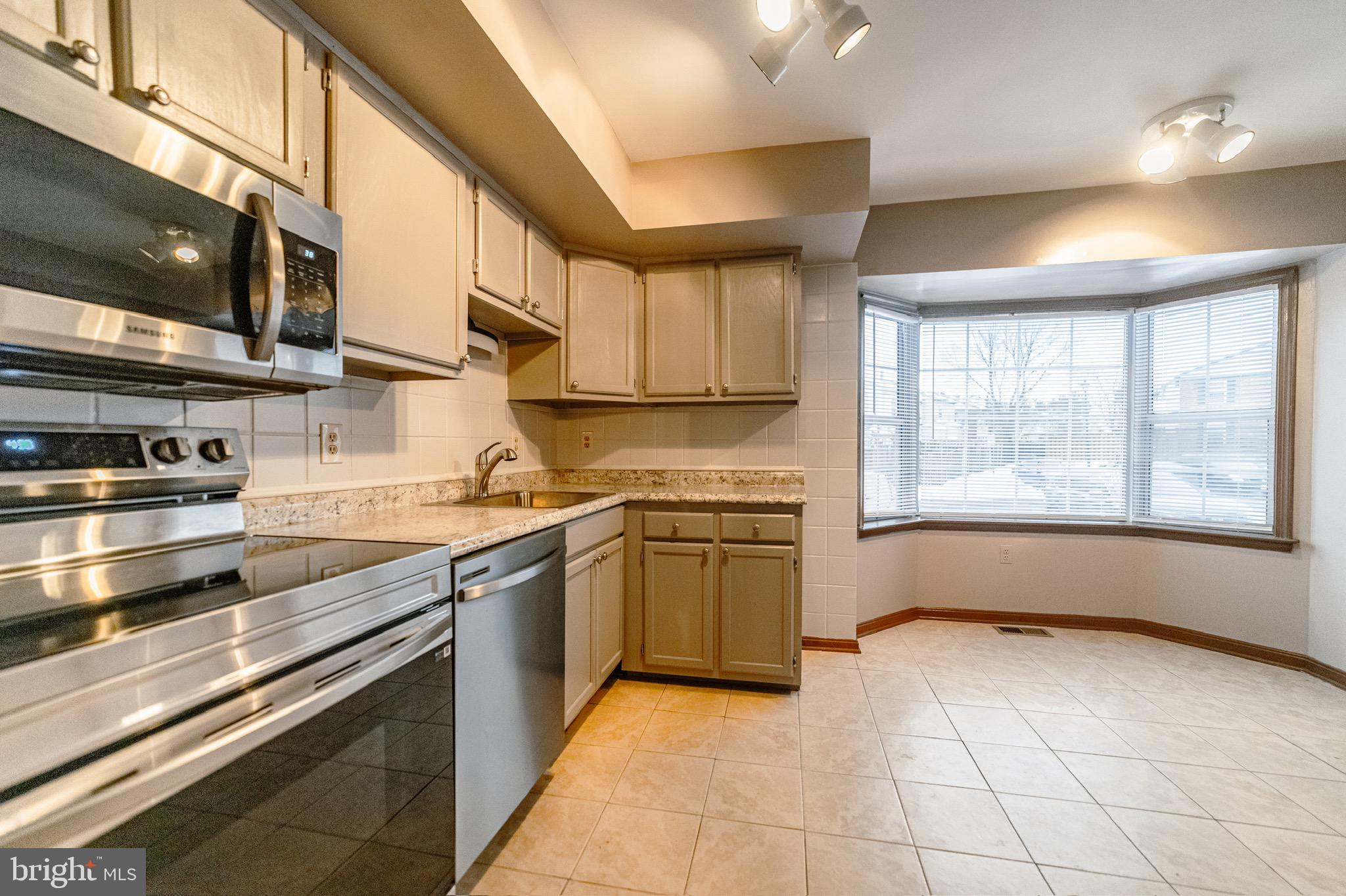 GIDEON SQUARE - Residential