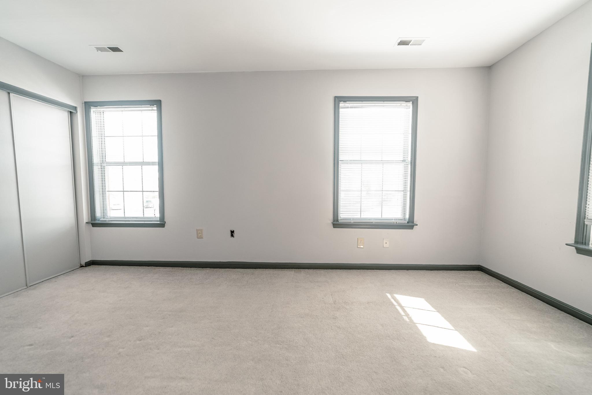 GIDEON SQUARE - Residential