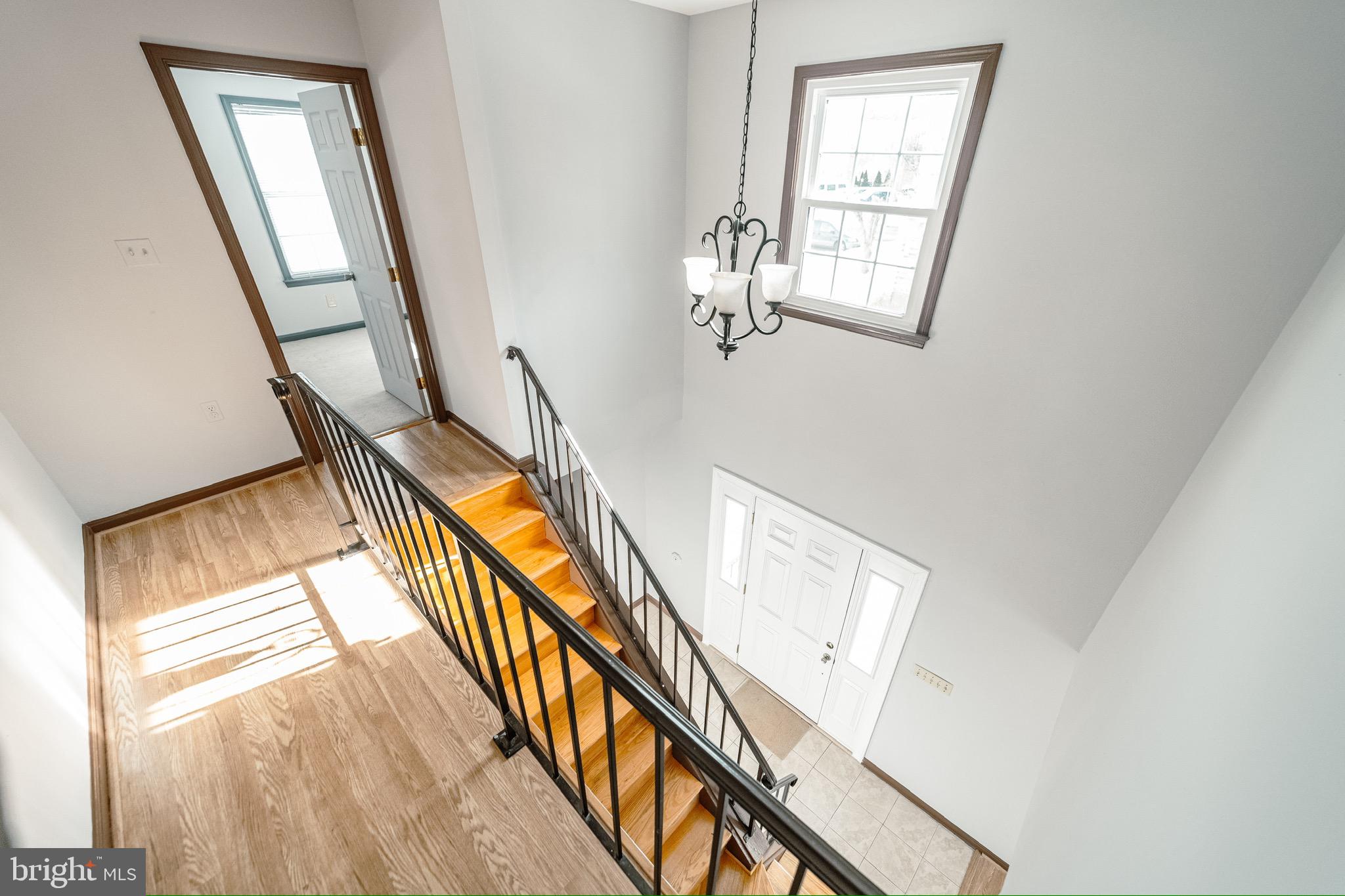 GIDEON SQUARE - Residential