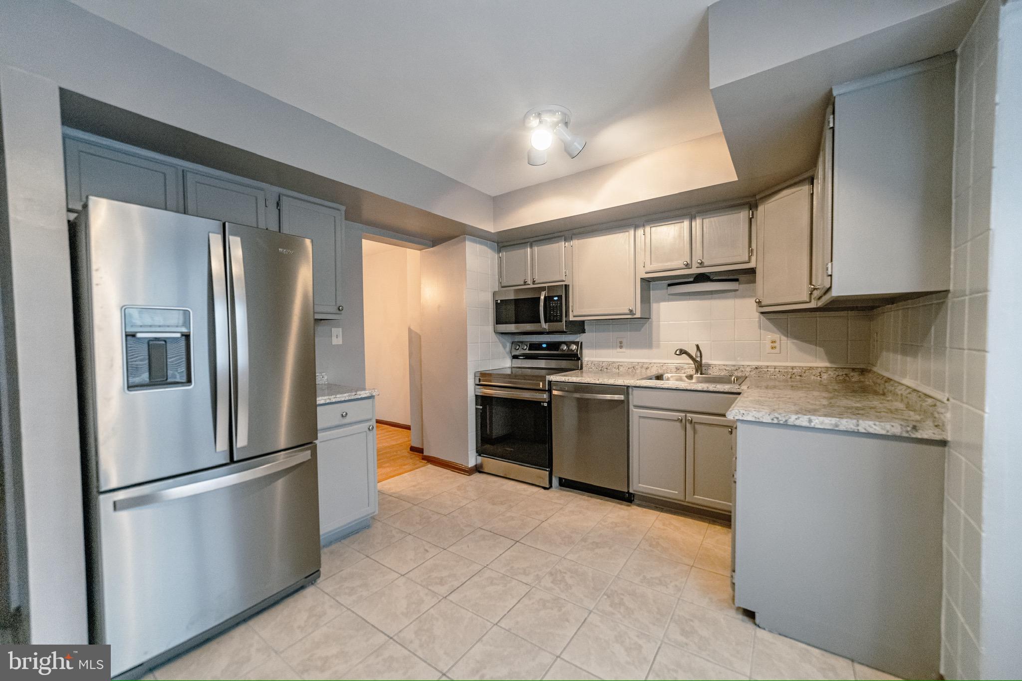 GIDEON SQUARE - Residential