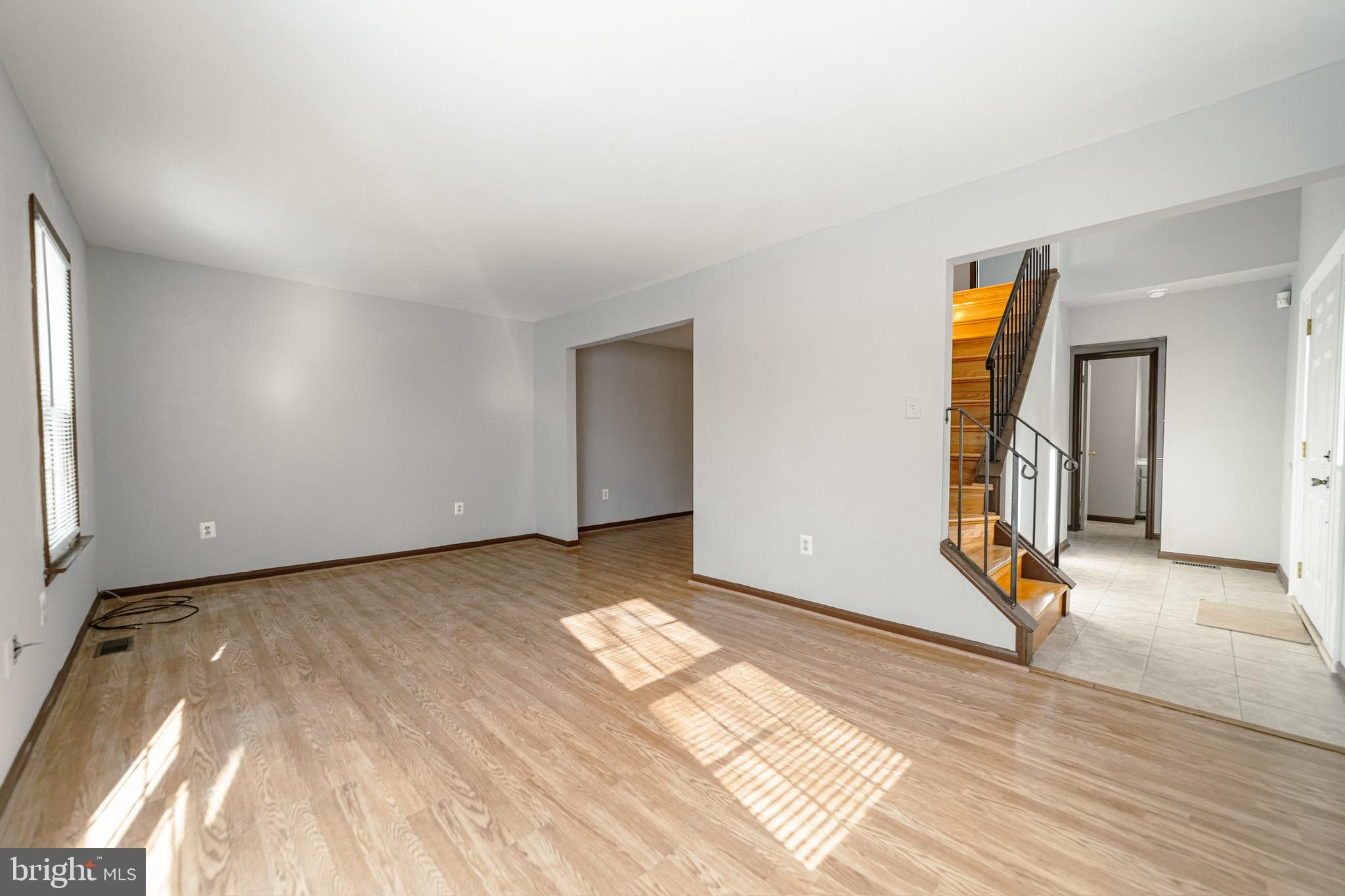GIDEON SQUARE - Residential