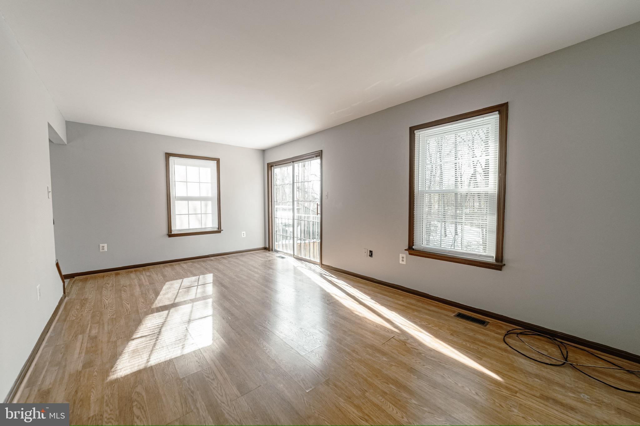 GIDEON SQUARE - Residential