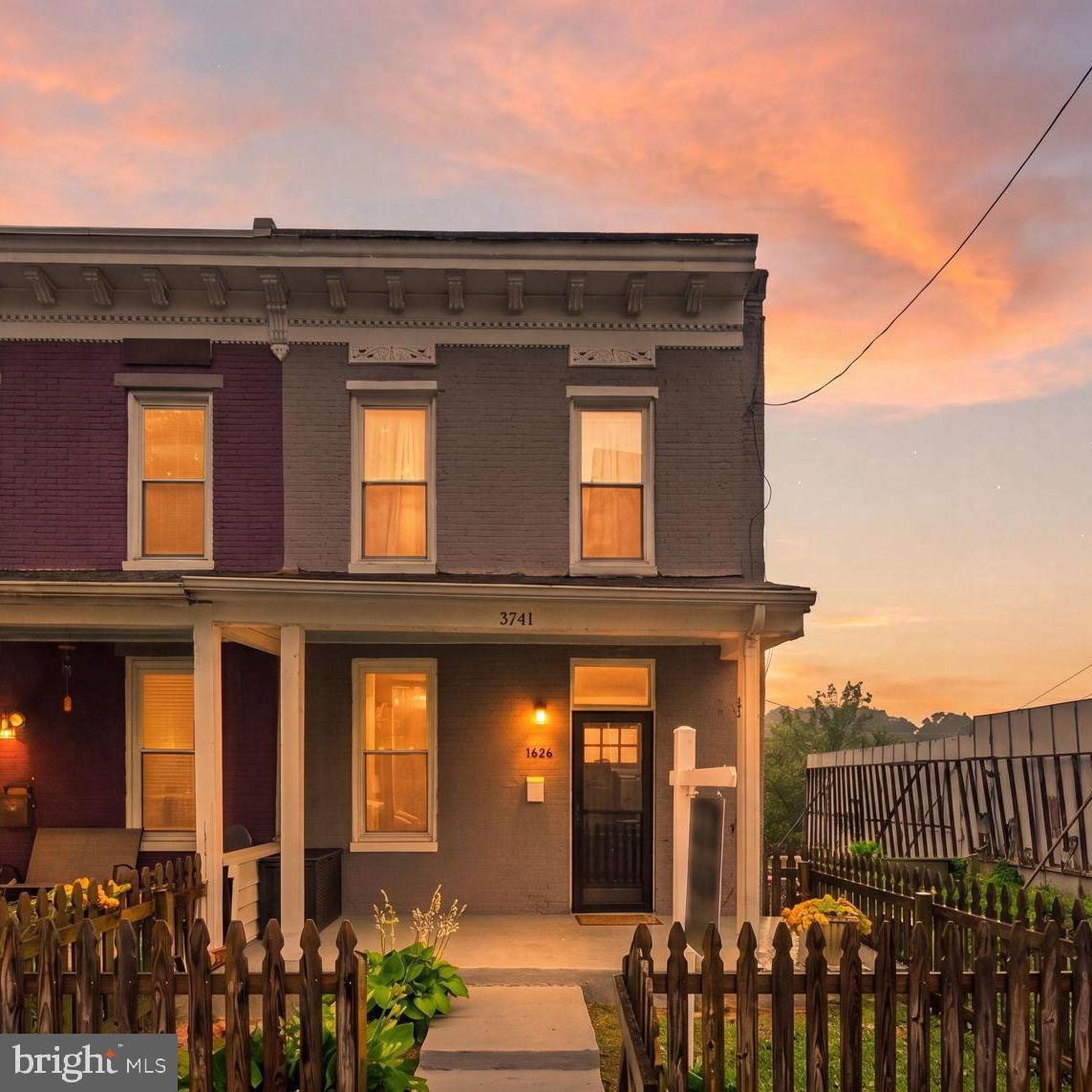 HAMPDEN HISTORIC DISTRICT - Residential
