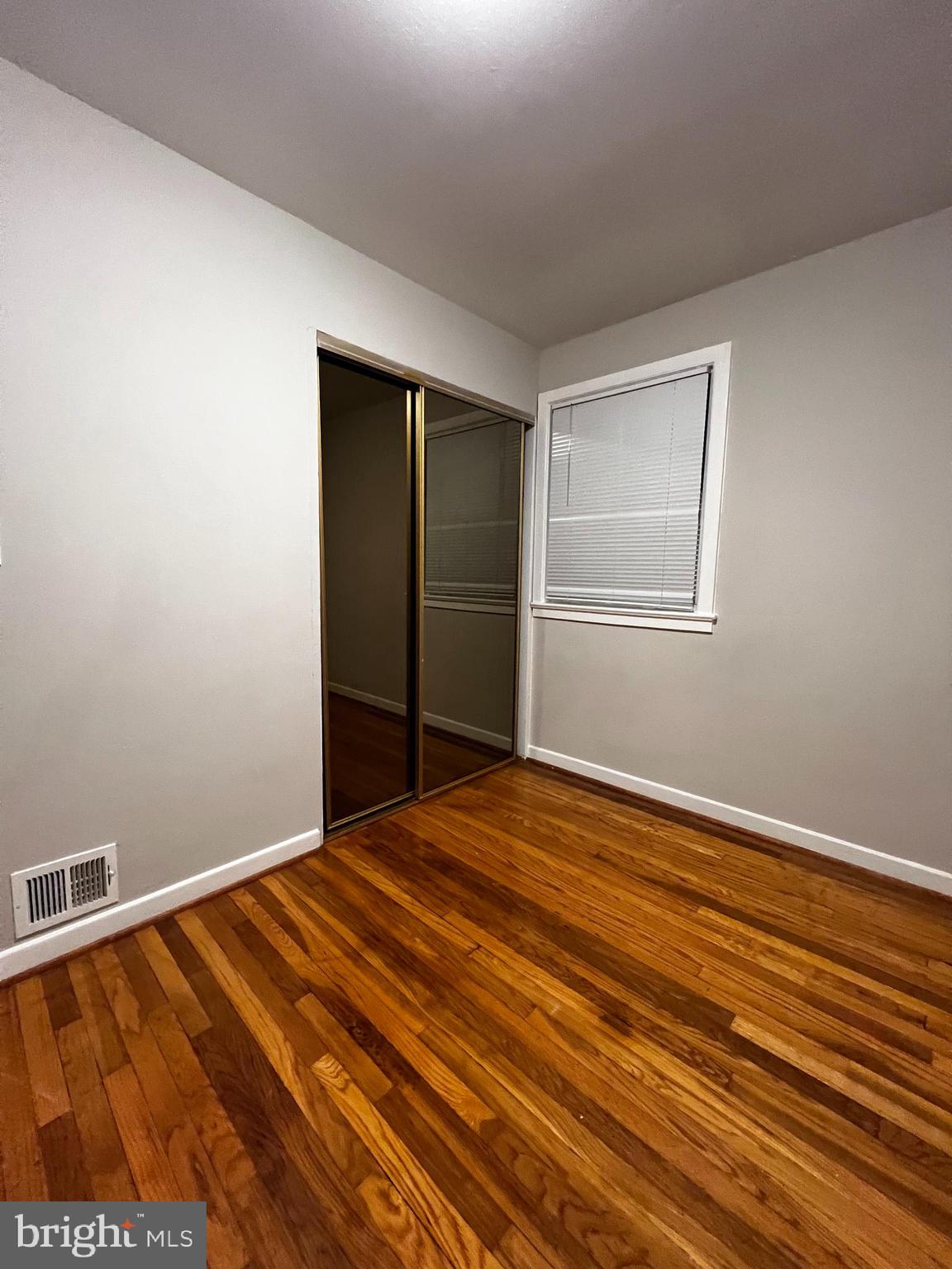 IVERSON SQUARE CONDOMINIUM - Residential