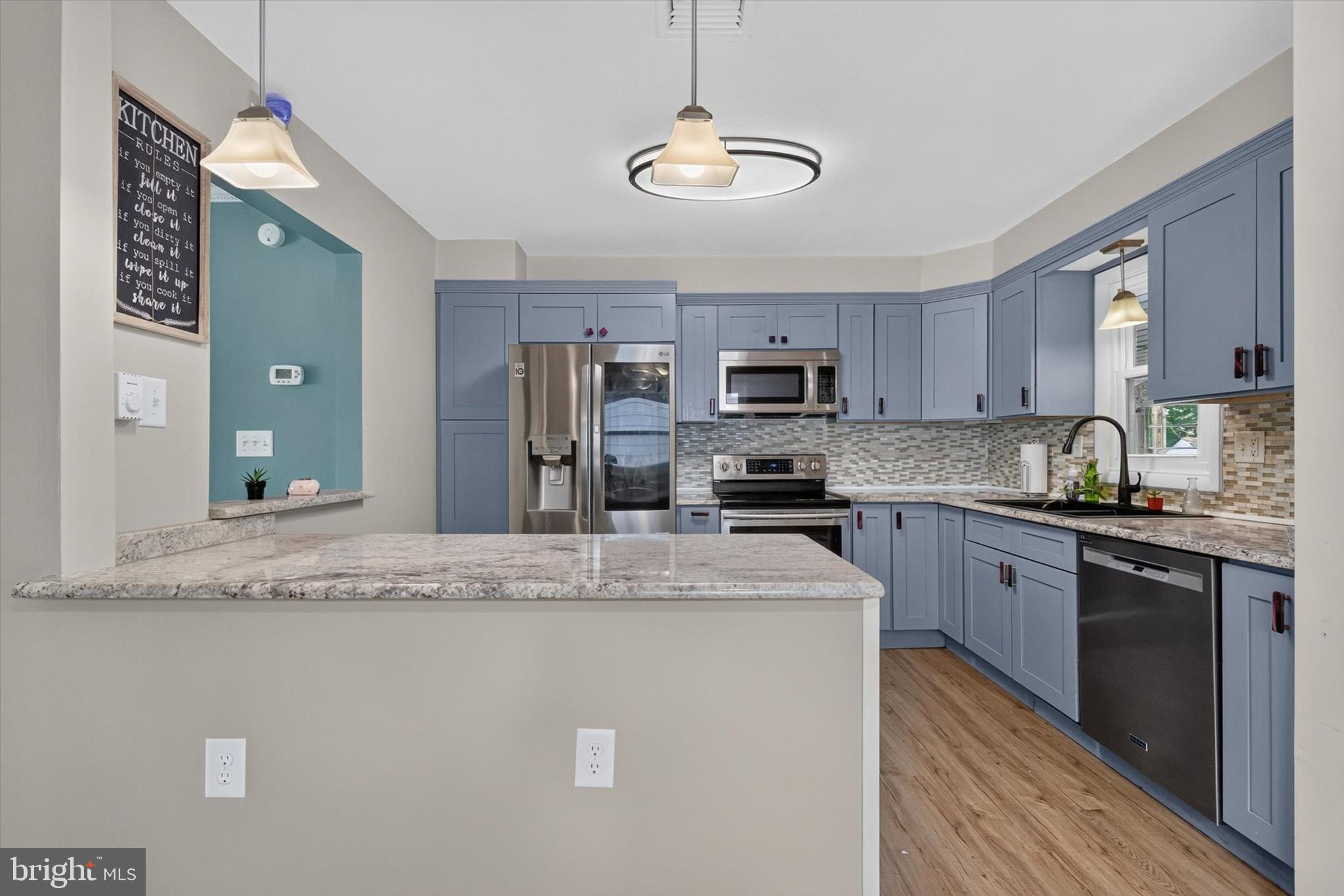 ROSSMOYNE MANOR - Residential